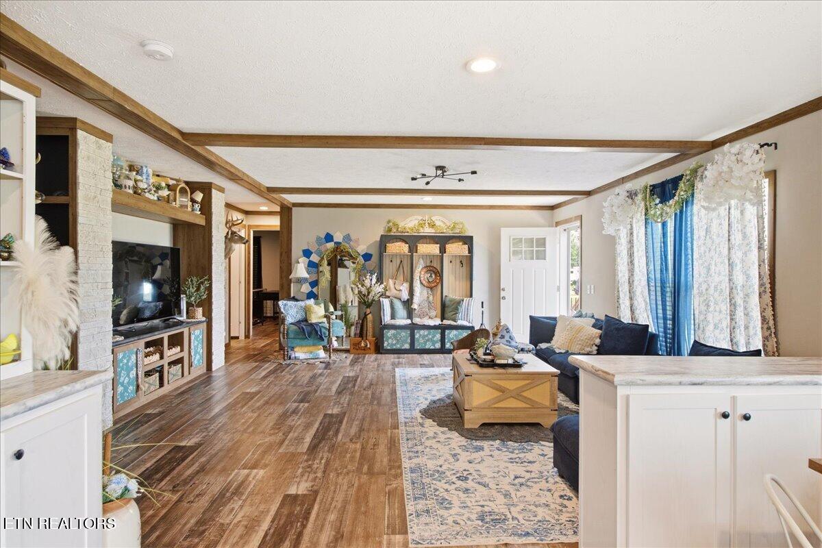 215 Cain Road Sharps Chapel TN 37866