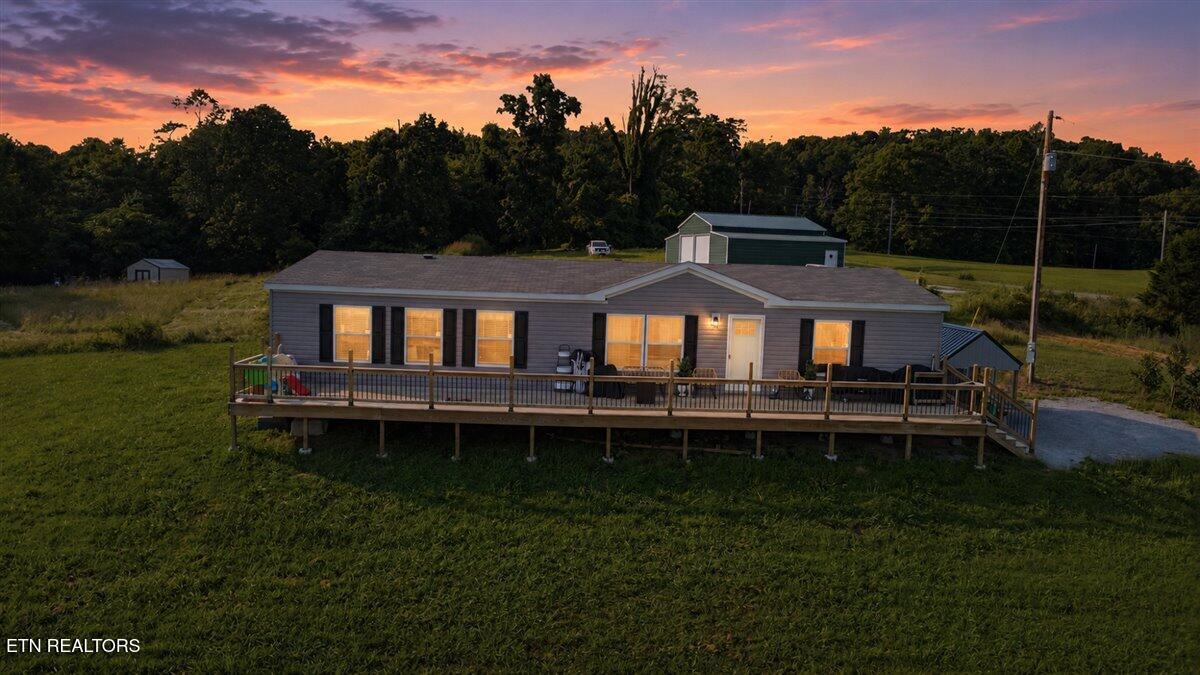 215 Cain Road Sharps Chapel TN 37866