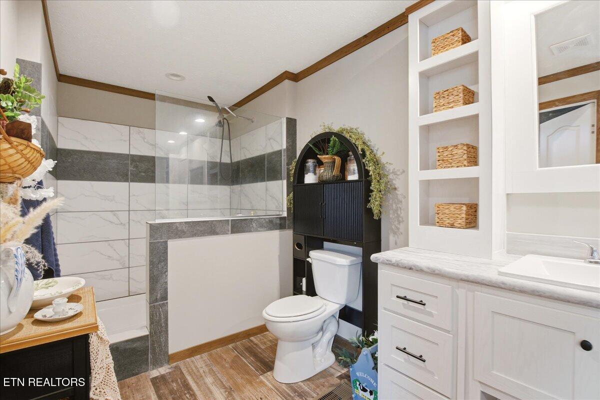 215 Cain Road Sharps Chapel TN 37866