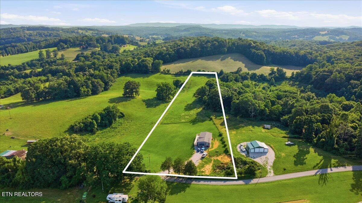 215 Cain Road Sharps Chapel TN 37866