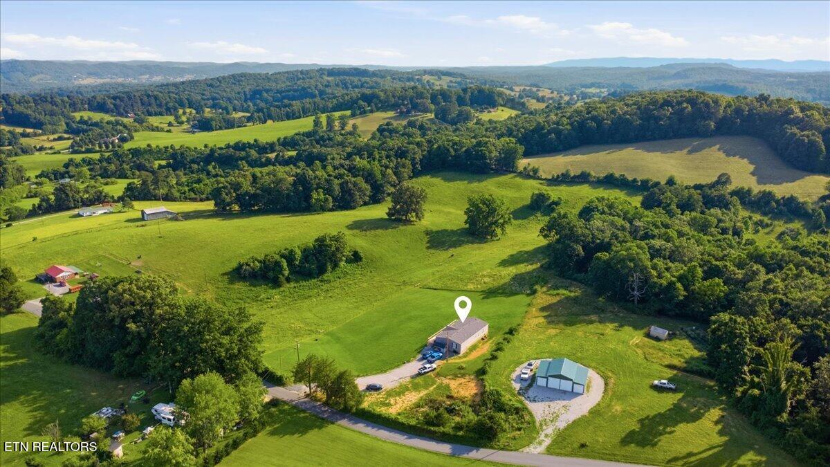 215 Cain Road Sharps Chapel TN 37866