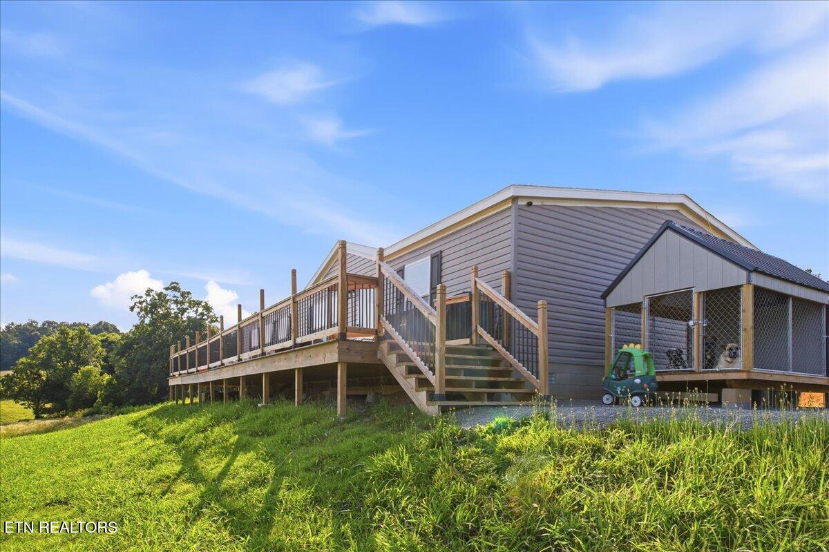 215 Cain Road Sharps Chapel TN 37866