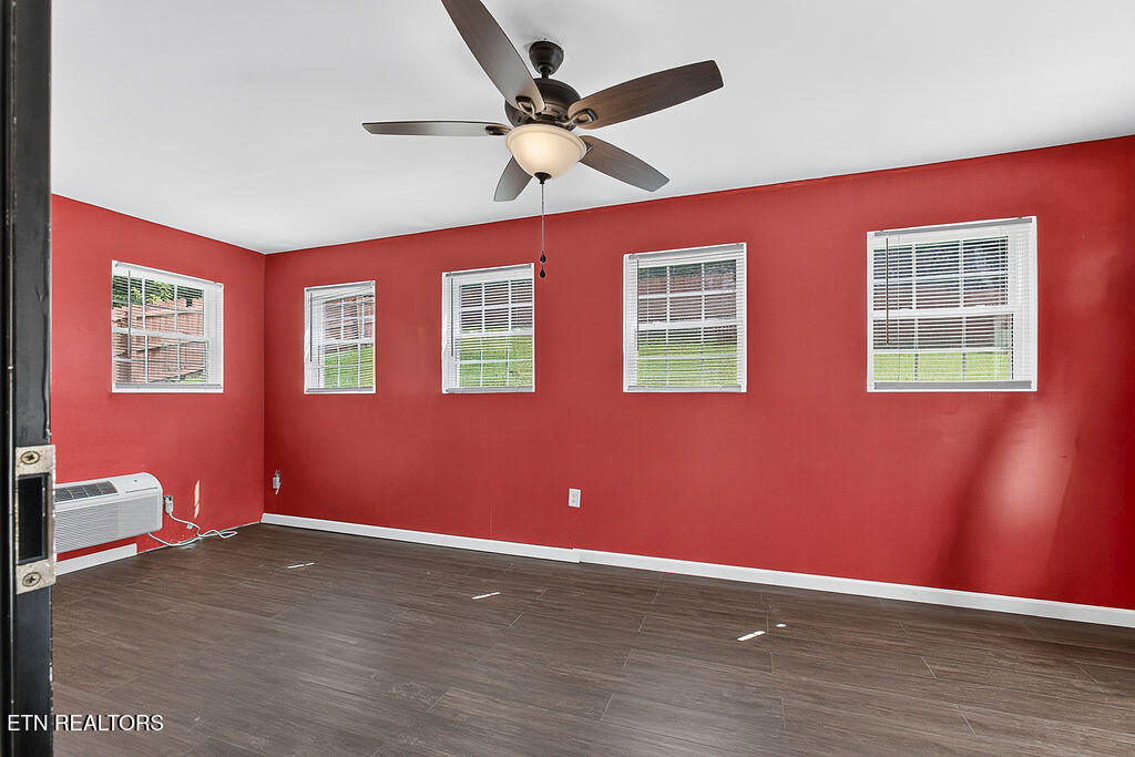 4258 Saint Lucia Lane Knoxville TN 37921