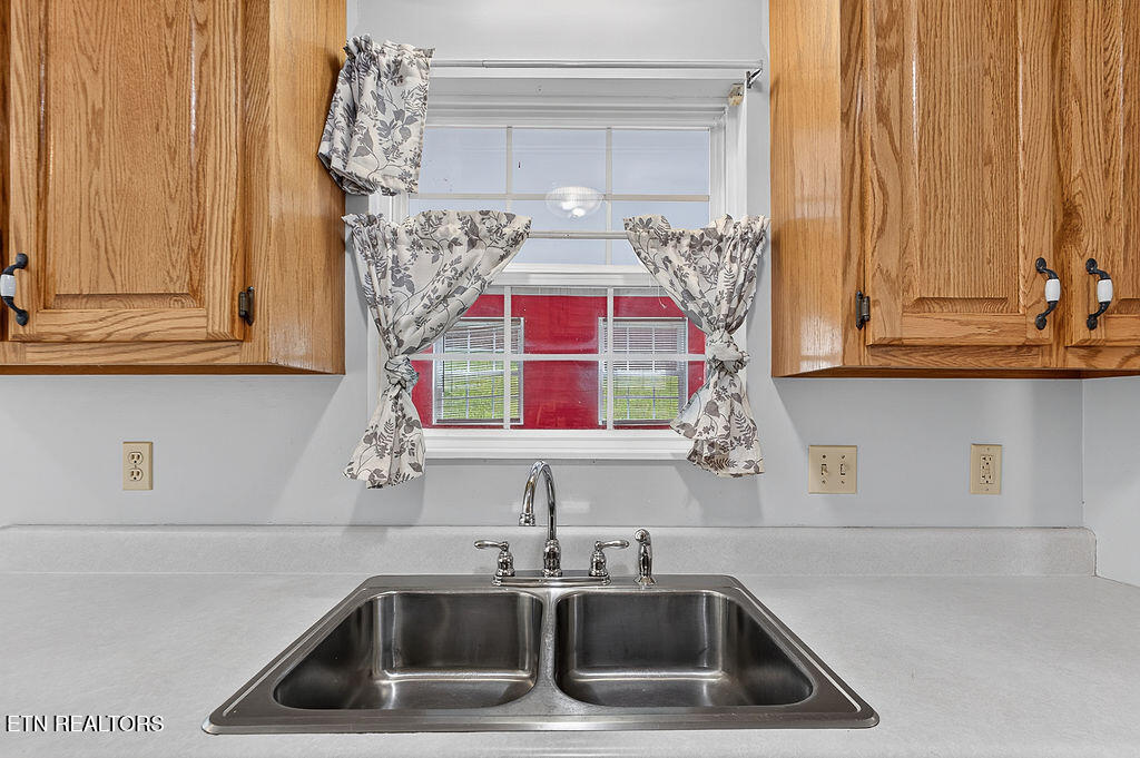 4258 Saint Lucia Lane Knoxville TN 37921