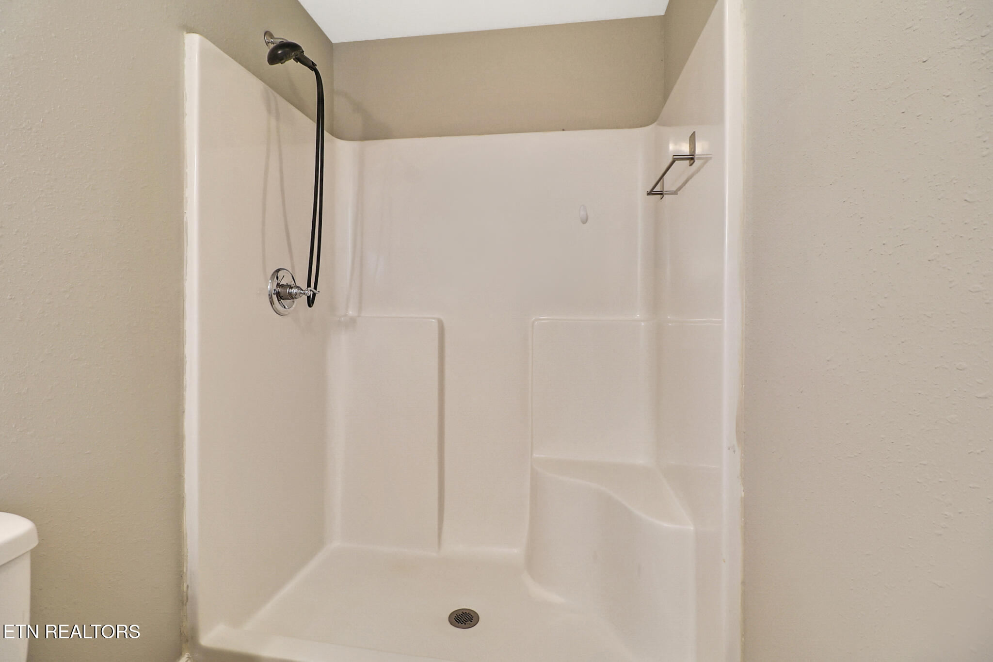 8 Patrick Drive Crossville TN 38555