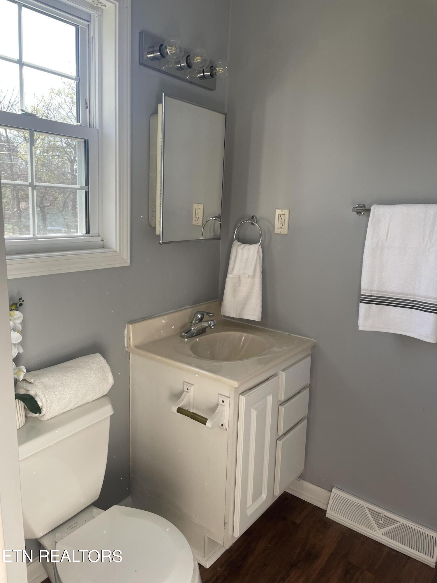 2918 W Woodbine Drive Maryville TN 37803