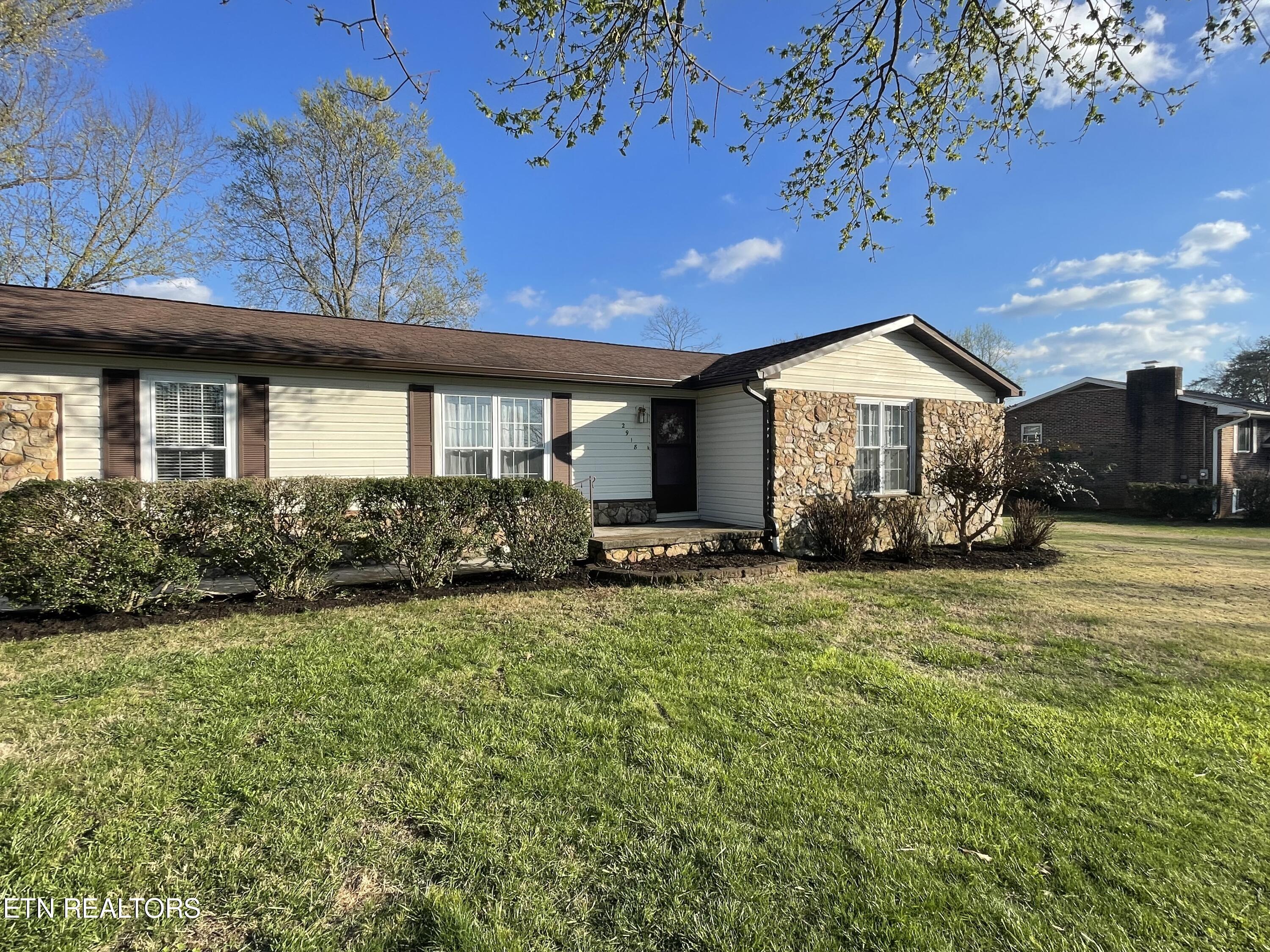 2918 W Woodbine Drive Maryville TN 37803