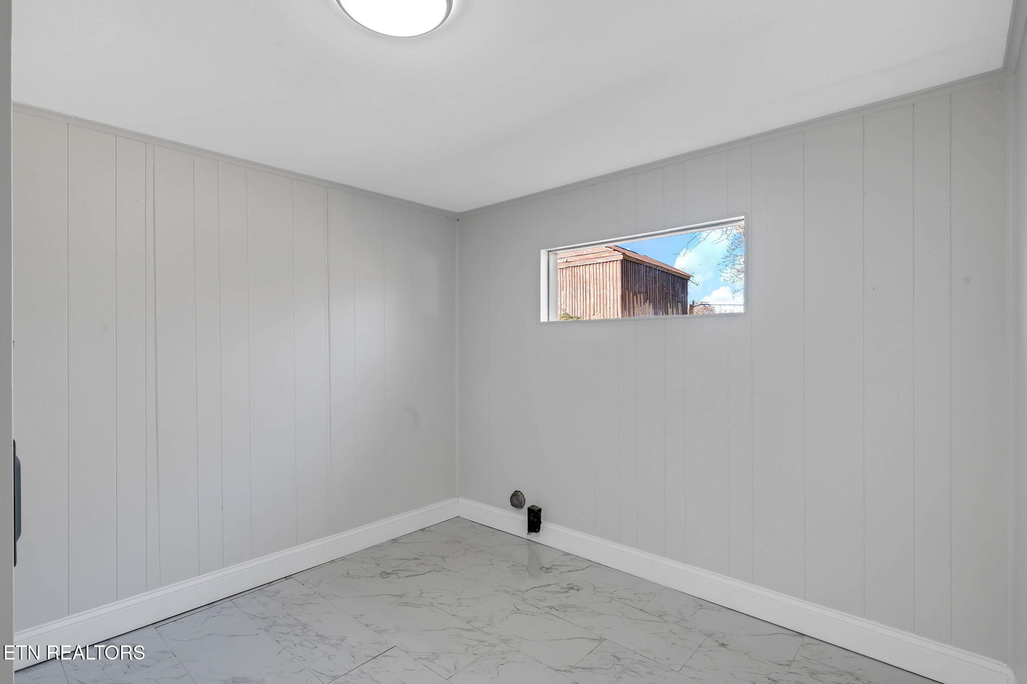 213 Mountain Road Clinton TN 37716