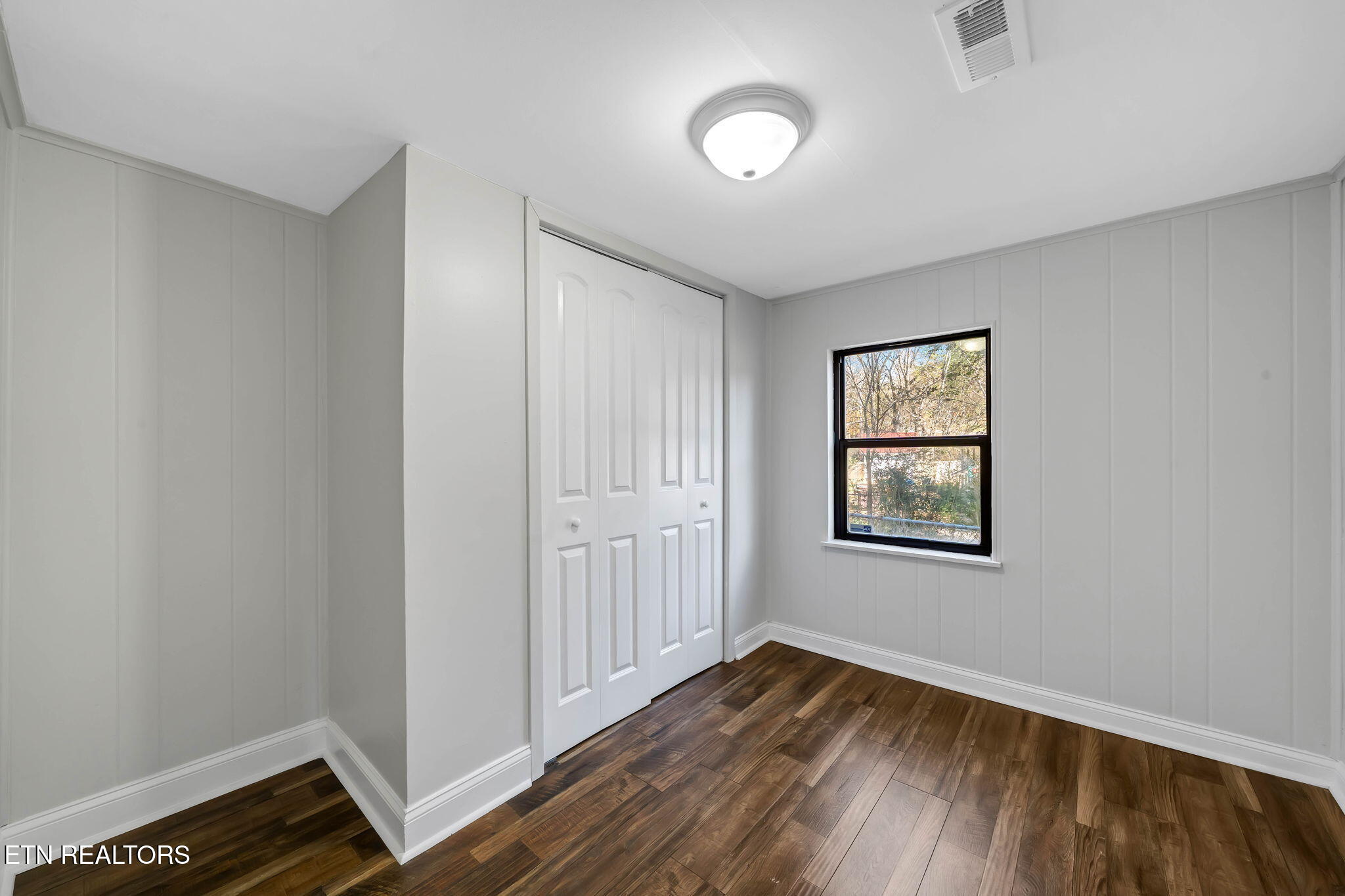 213 Mountain Road Clinton TN 37716