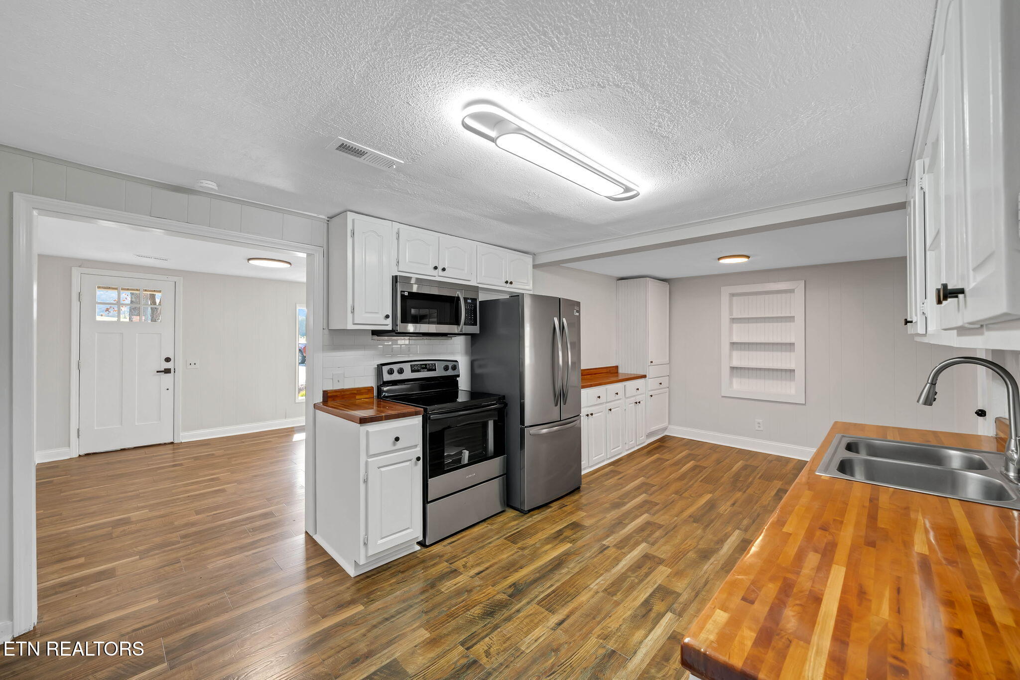 213 Mountain Road Clinton TN 37716