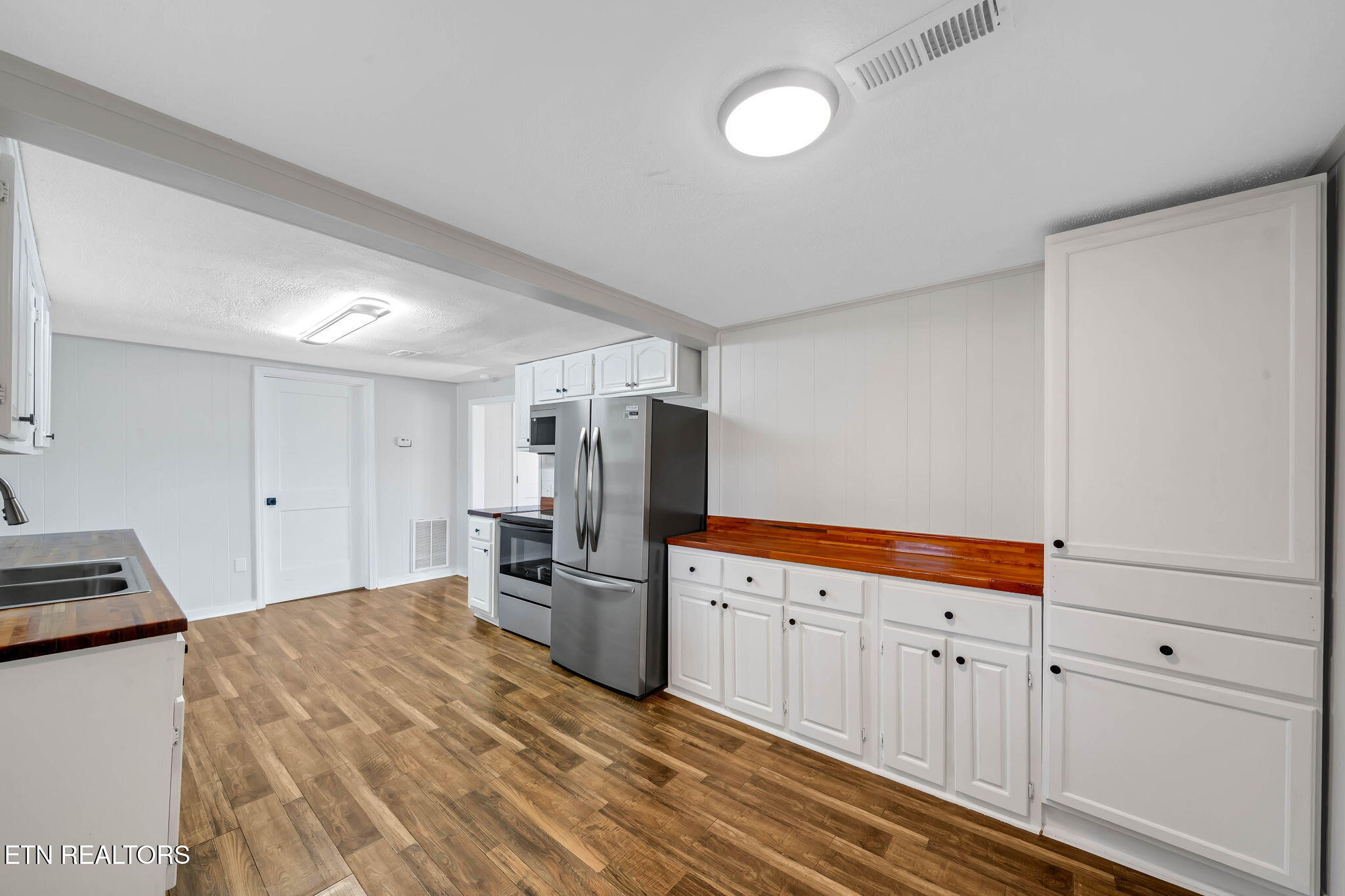 213 Mountain Road Clinton TN 37716