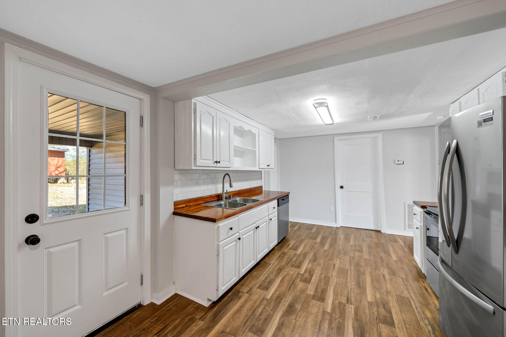 213 Mountain Road Clinton TN 37716