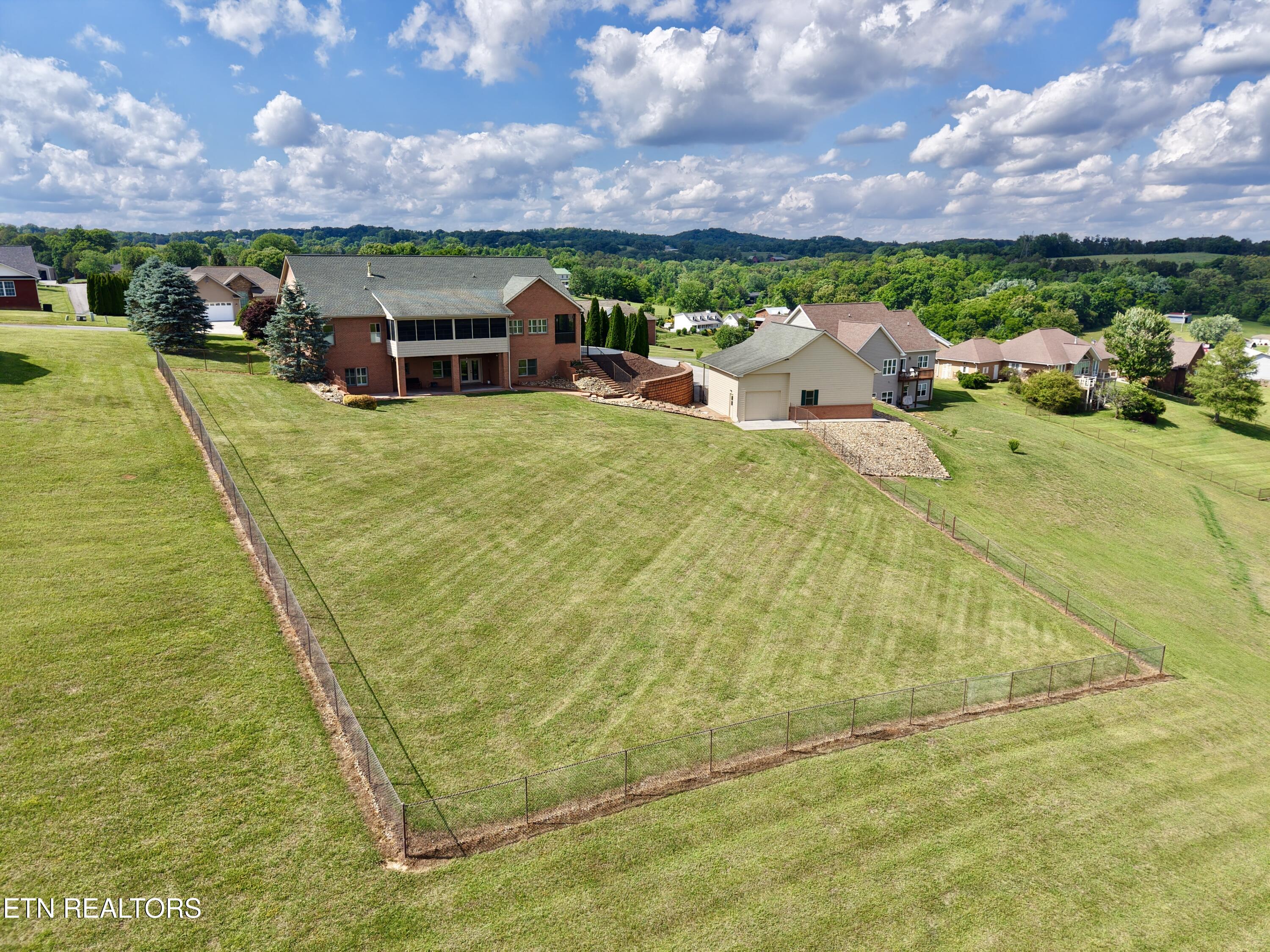 127 Golf View Boulevard Dandridge TN 37725
