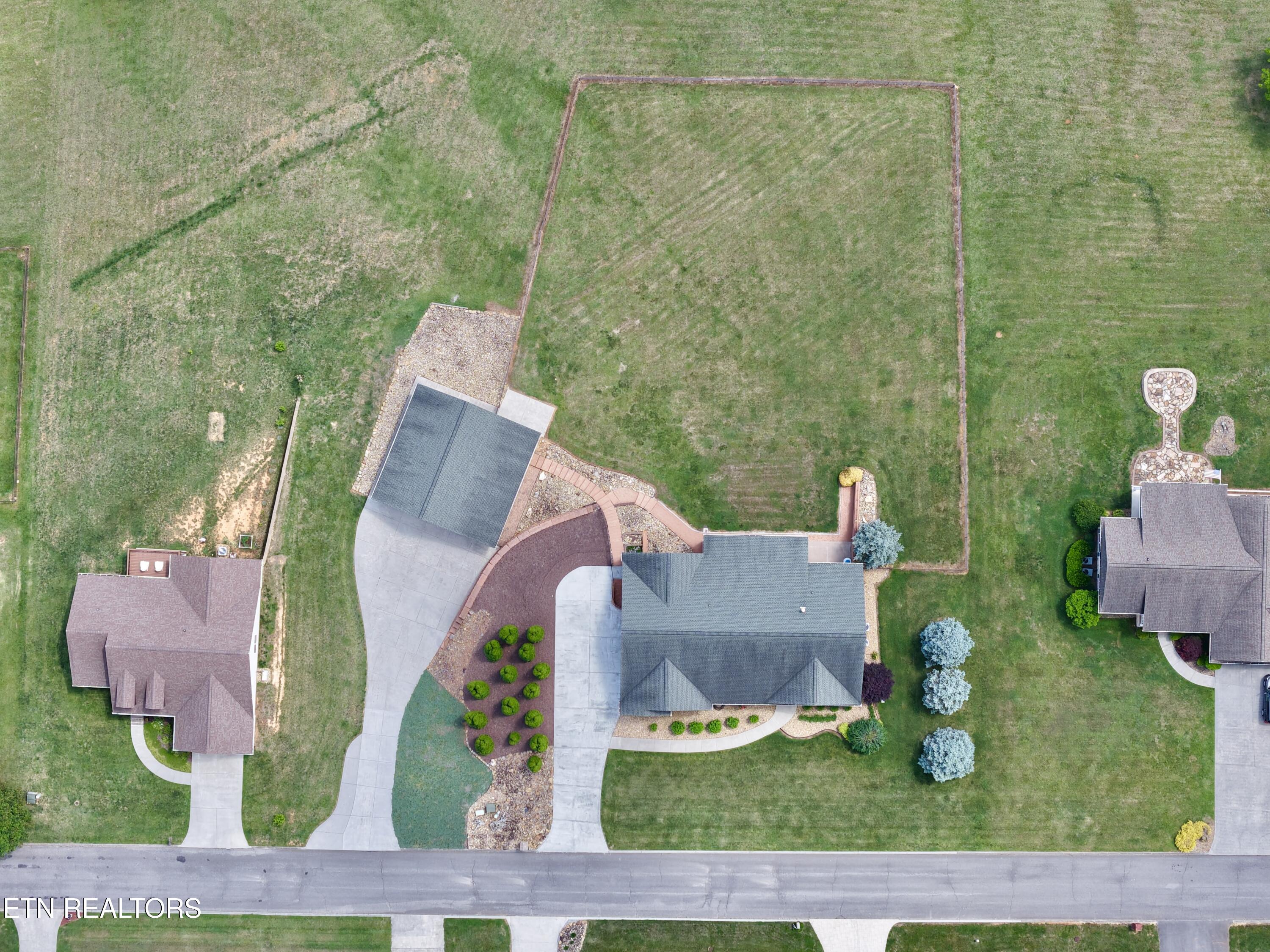 127 Golf View Boulevard Dandridge TN 37725