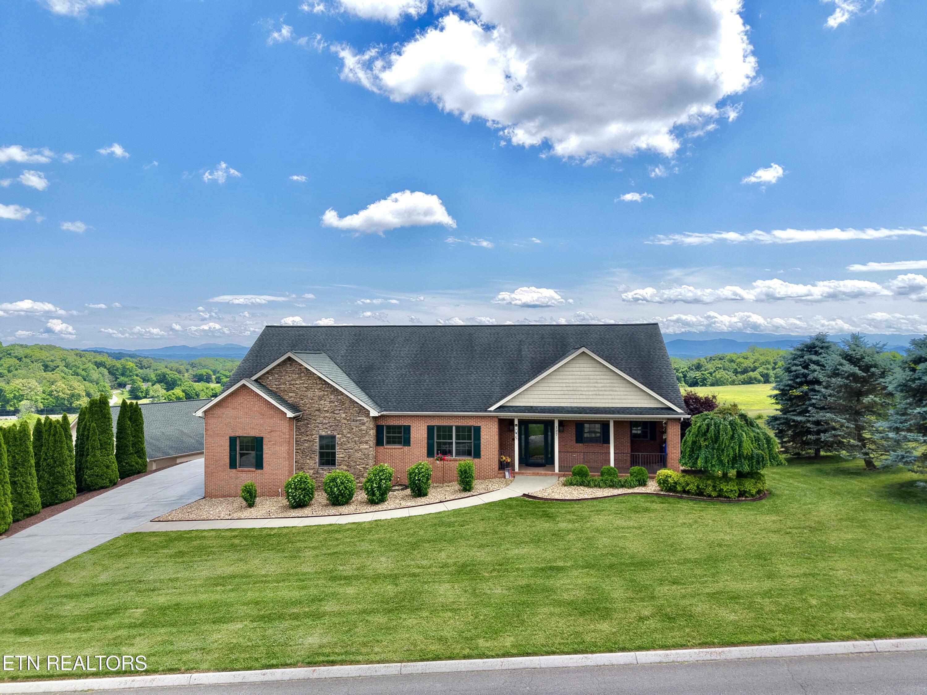 127 Golf View Boulevard Dandridge TN 37725
