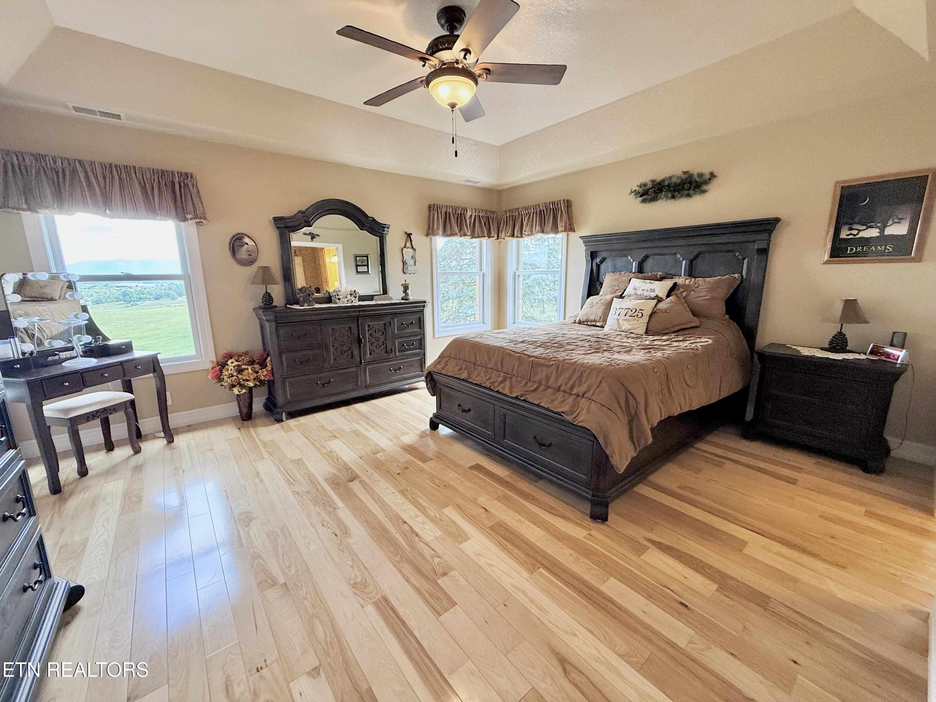 127 Golf View Boulevard Dandridge TN 37725