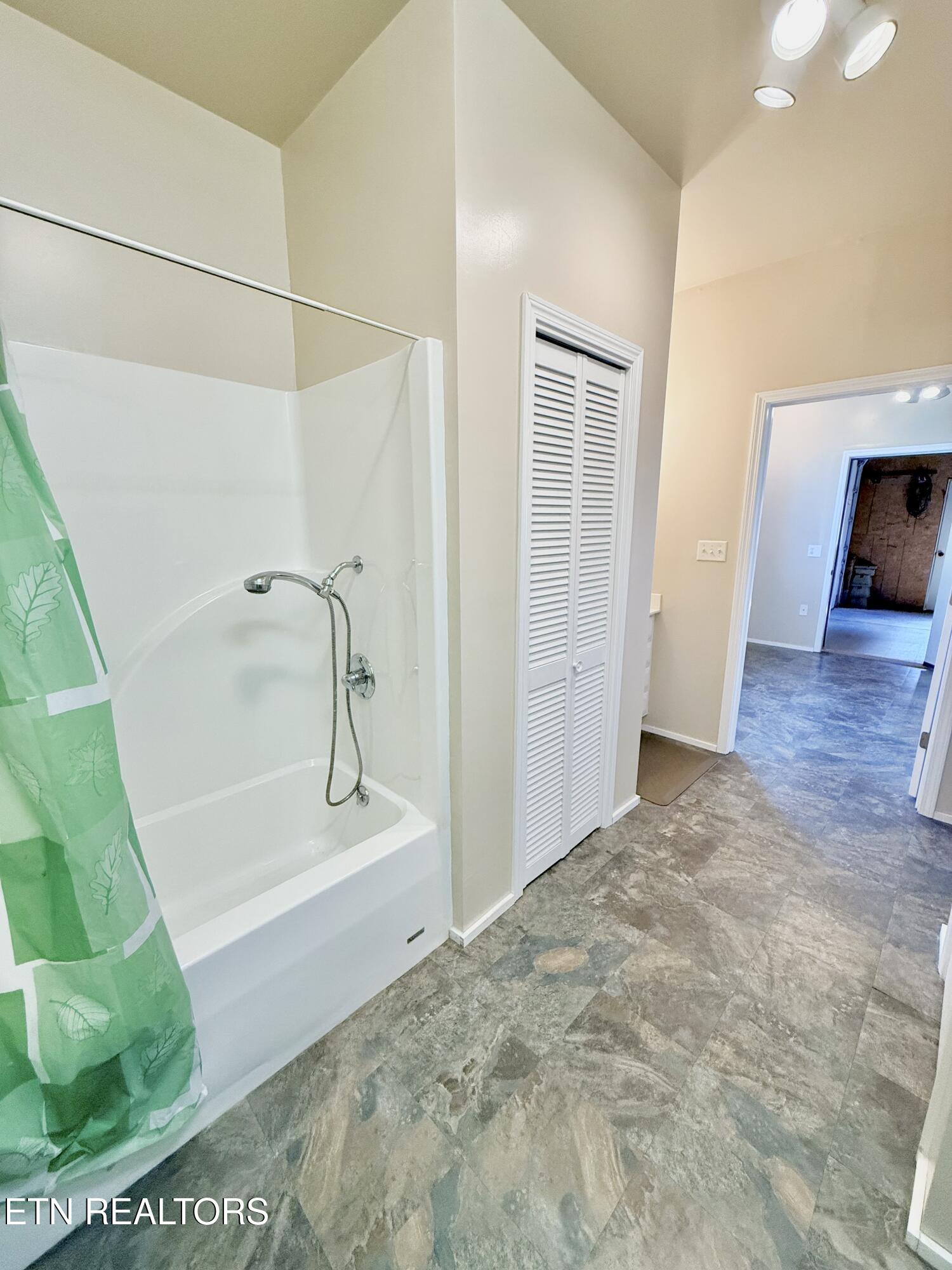 127 Golf View Boulevard Dandridge TN 37725