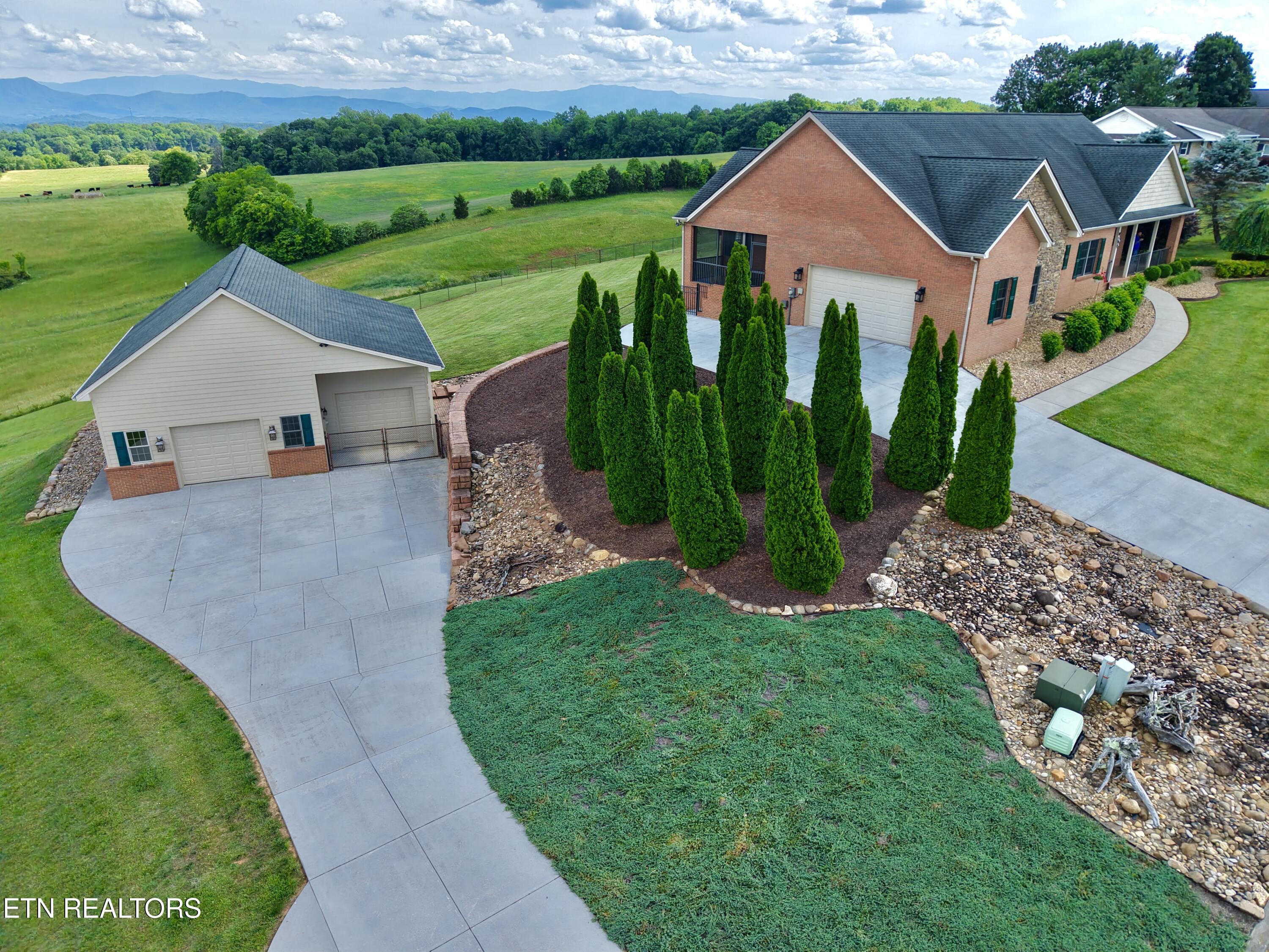 127 Golf View Boulevard Dandridge TN 37725