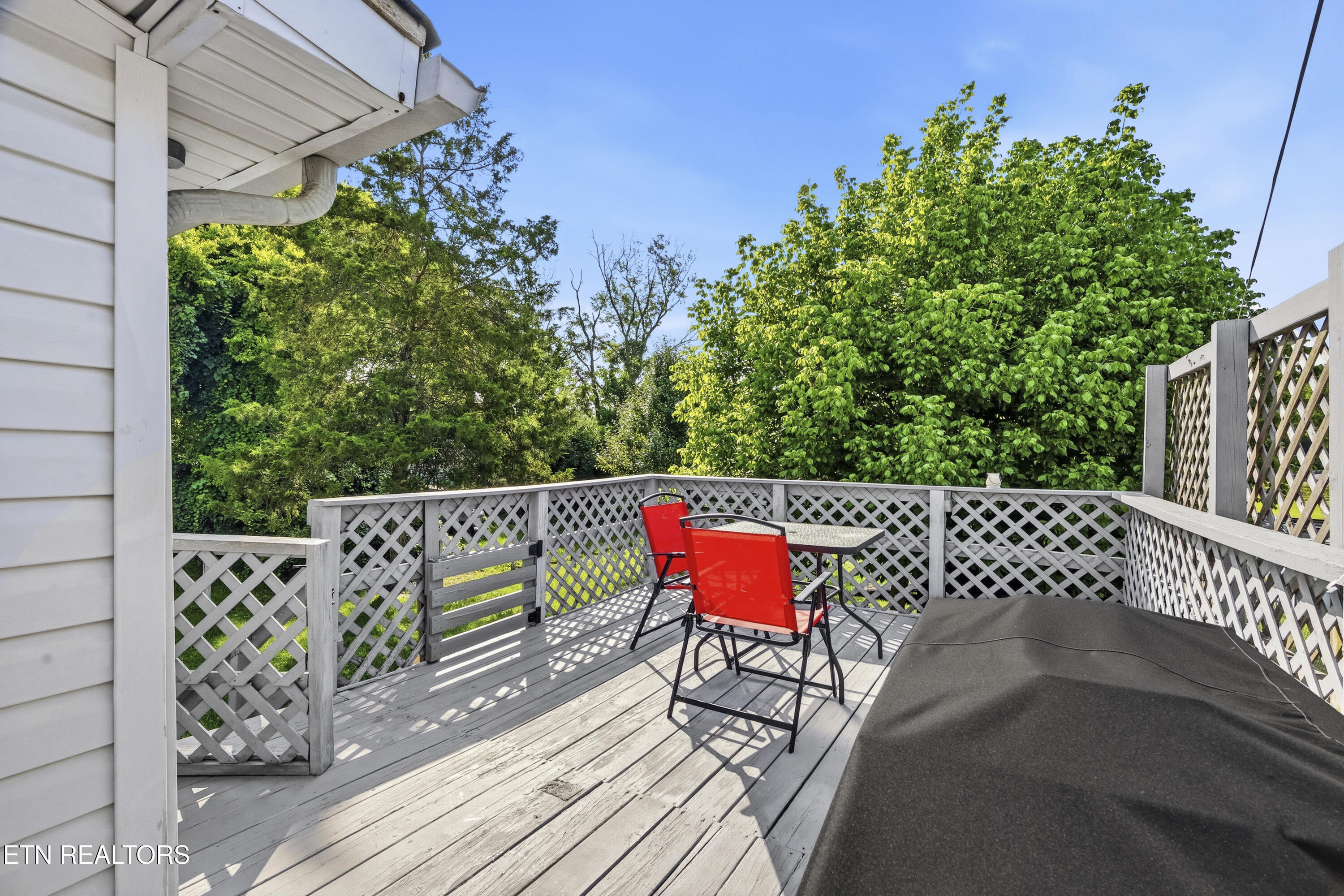 613 Fowler Street Clinton TN 37716