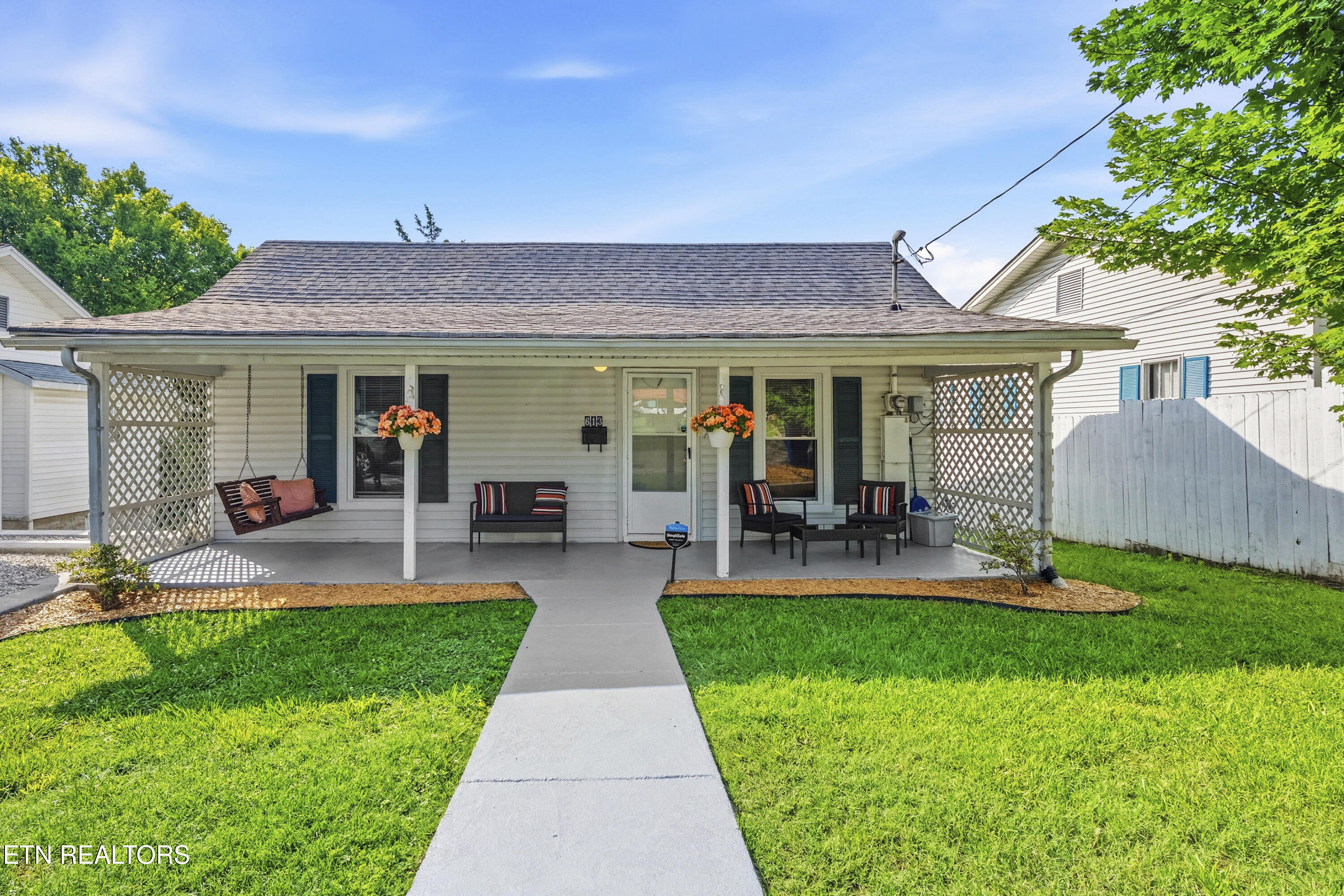 613 Fowler Street Clinton TN 37716