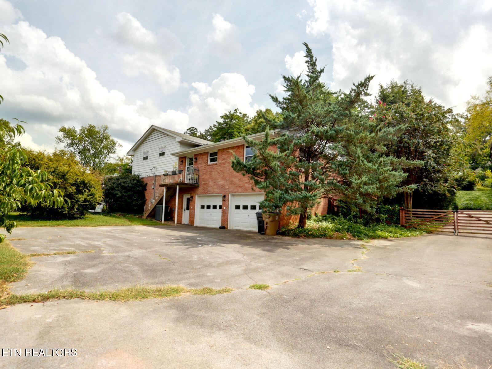 2135 Maplewood Drive Knoxville TN 37920