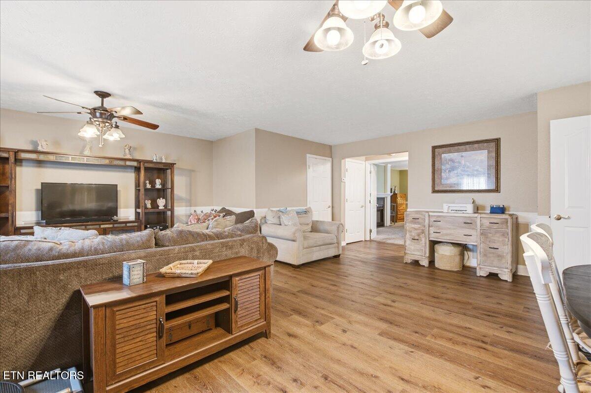 146 Crescent Lane Jacksboro TN 37757