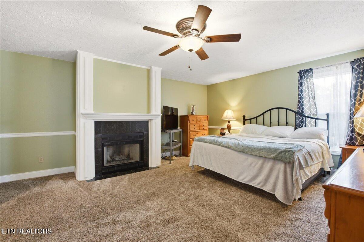 146 Crescent Lane Jacksboro TN 37757
