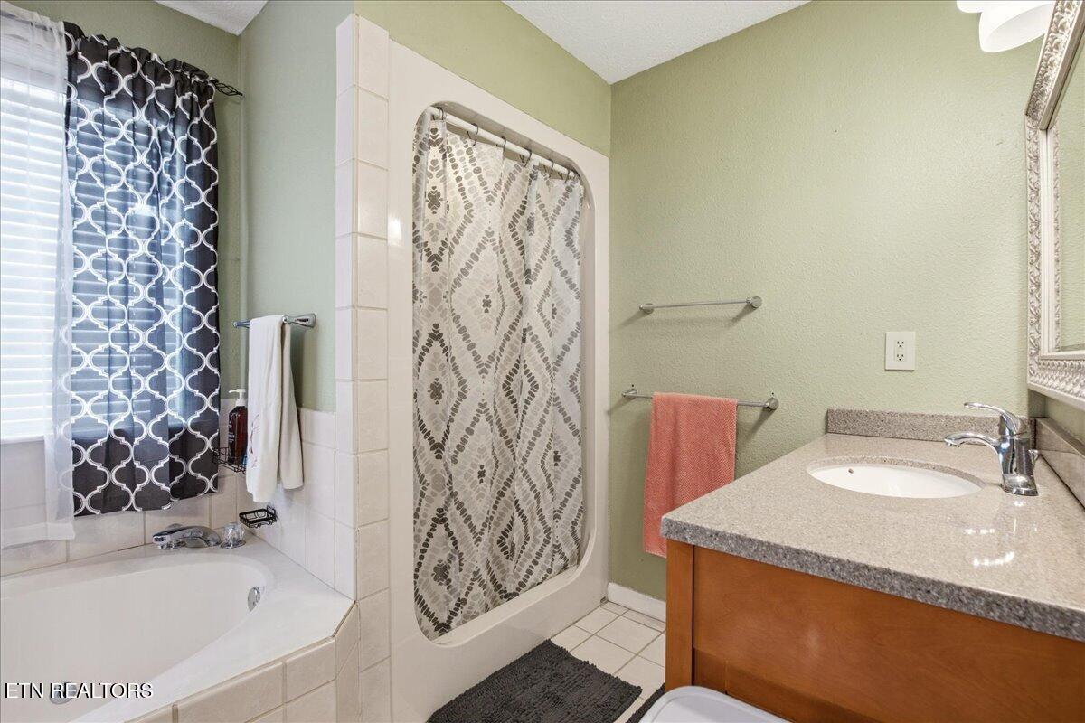 146 Crescent Lane Jacksboro TN 37757