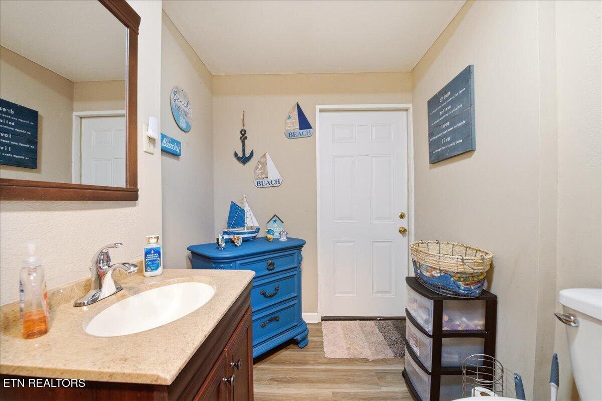 146 Crescent Lane Jacksboro TN 37757