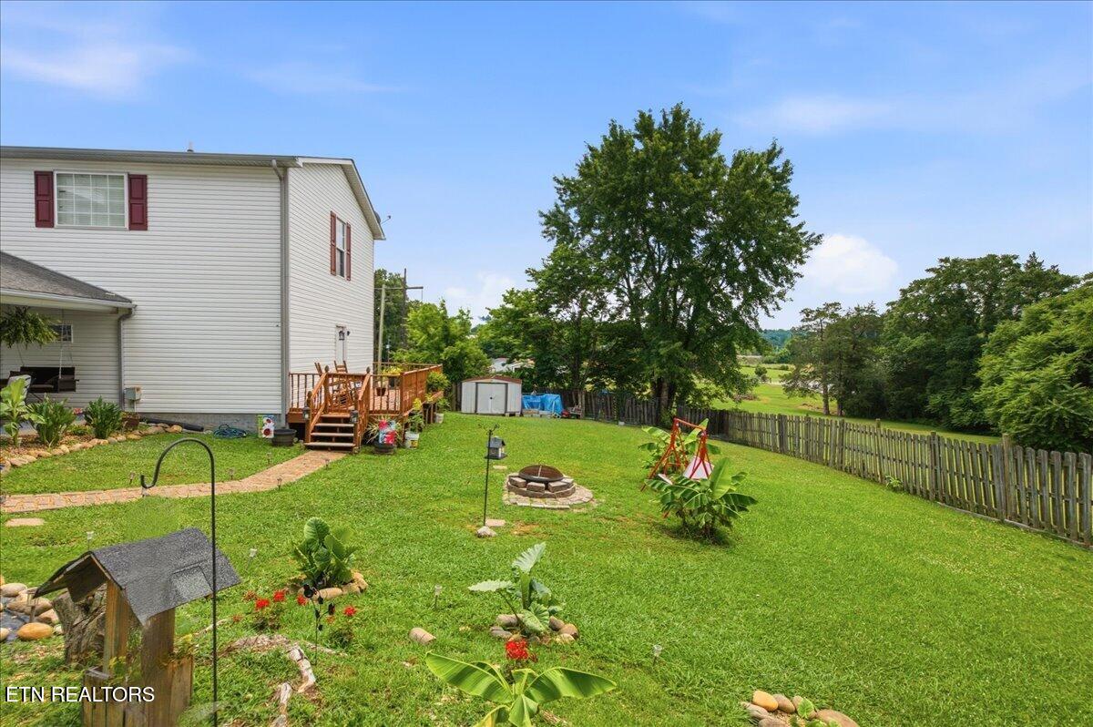 146 Crescent Lane Jacksboro TN 37757