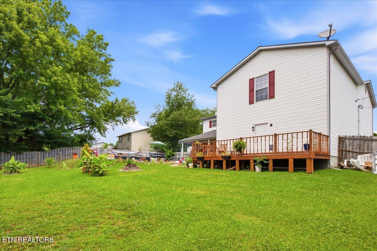 146 Crescent Lane Jacksboro TN 37757