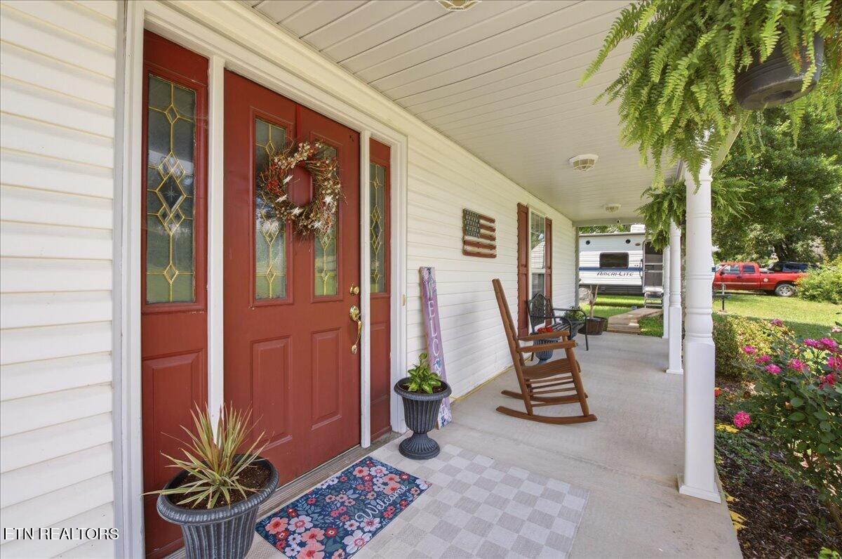 146 Crescent Lane Jacksboro TN 37757