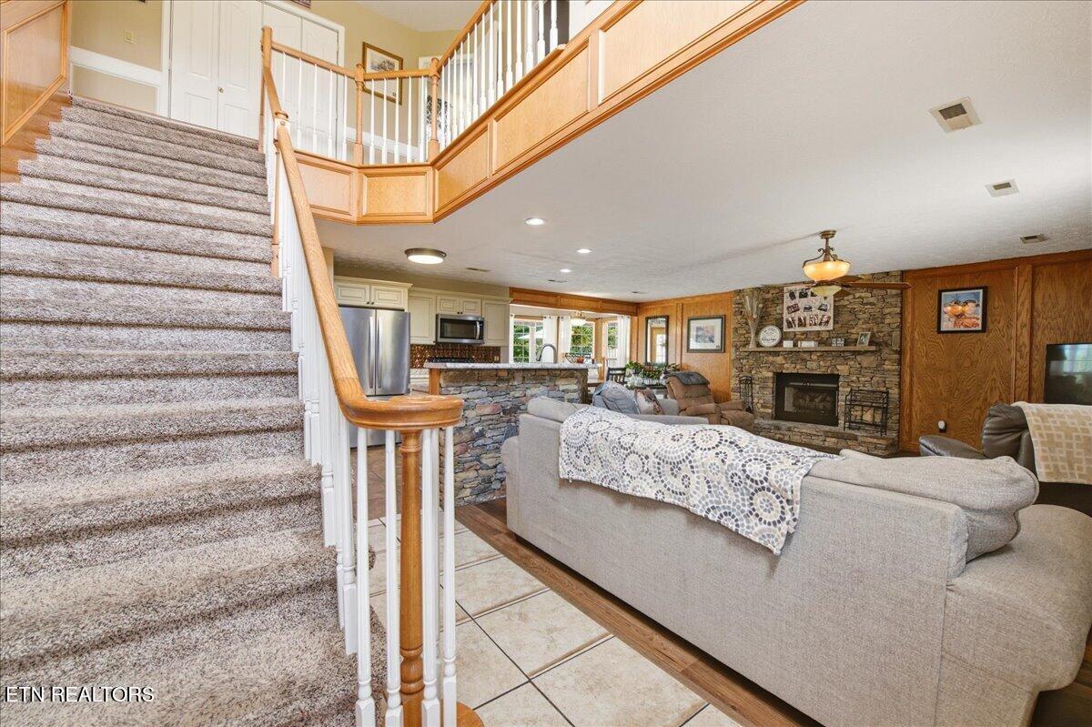 146 Crescent Lane Jacksboro TN 37757