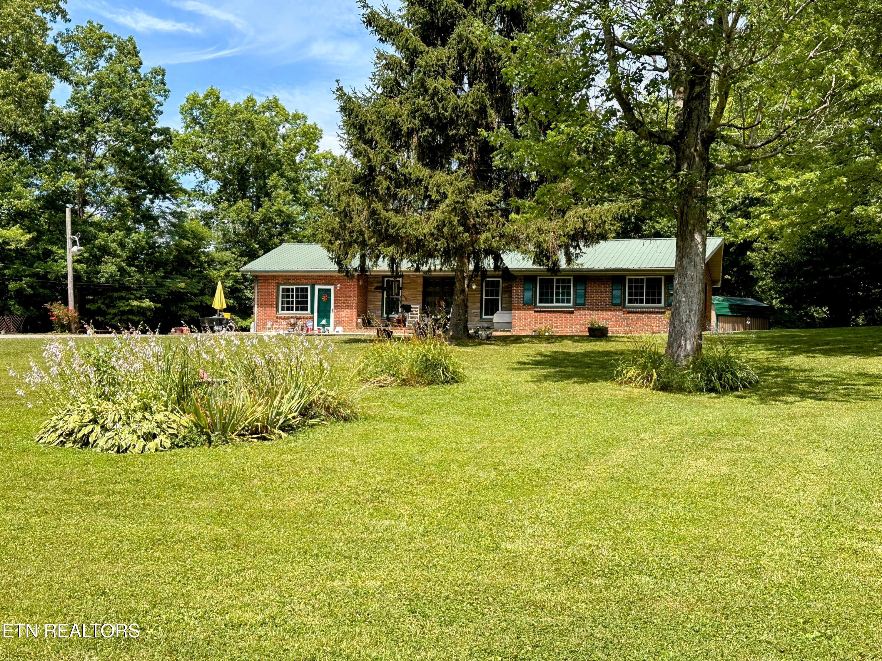 1065 Star Point Road Jamestown TN 38556