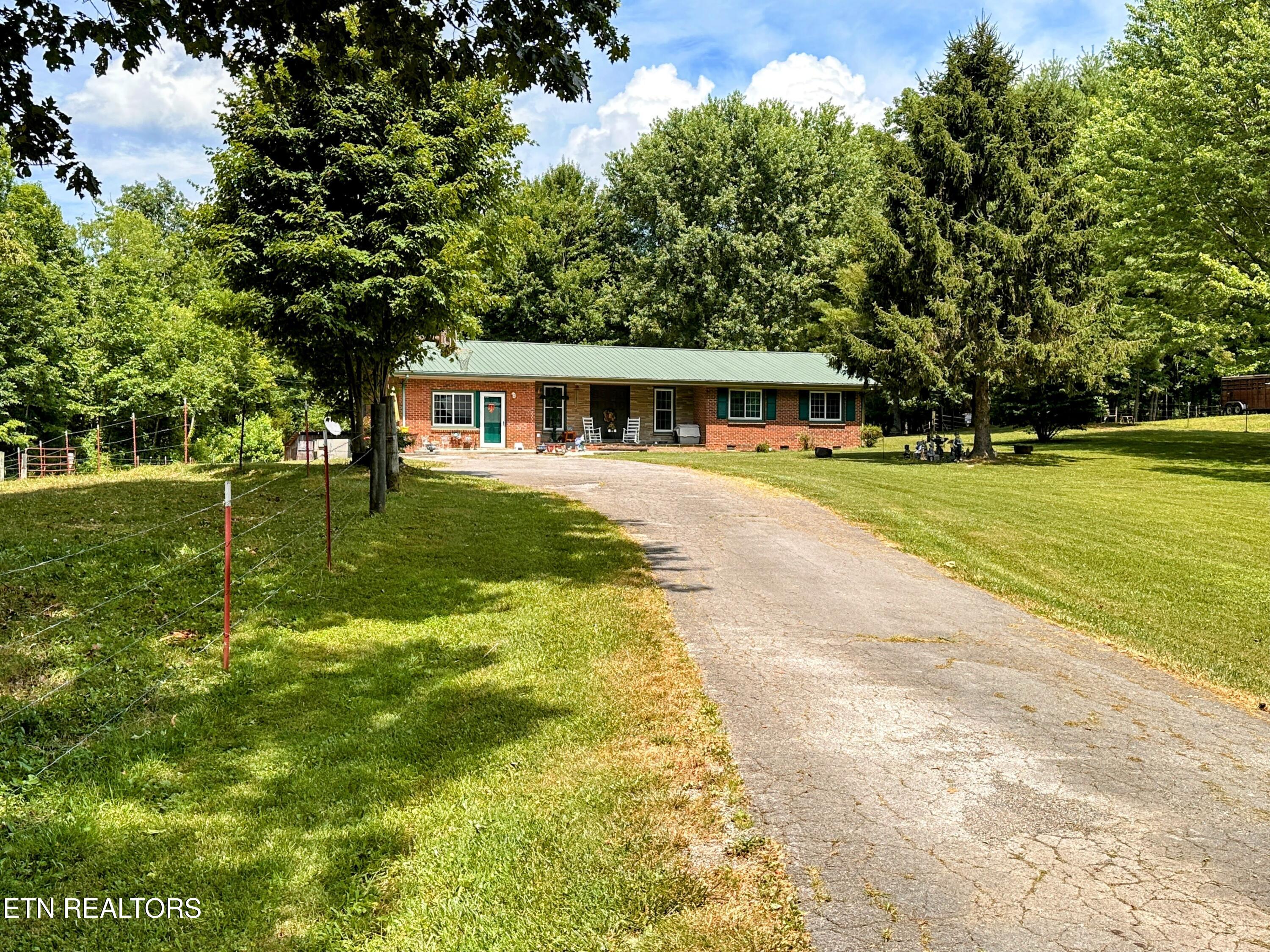 1065 Star Point Road Jamestown TN 38556