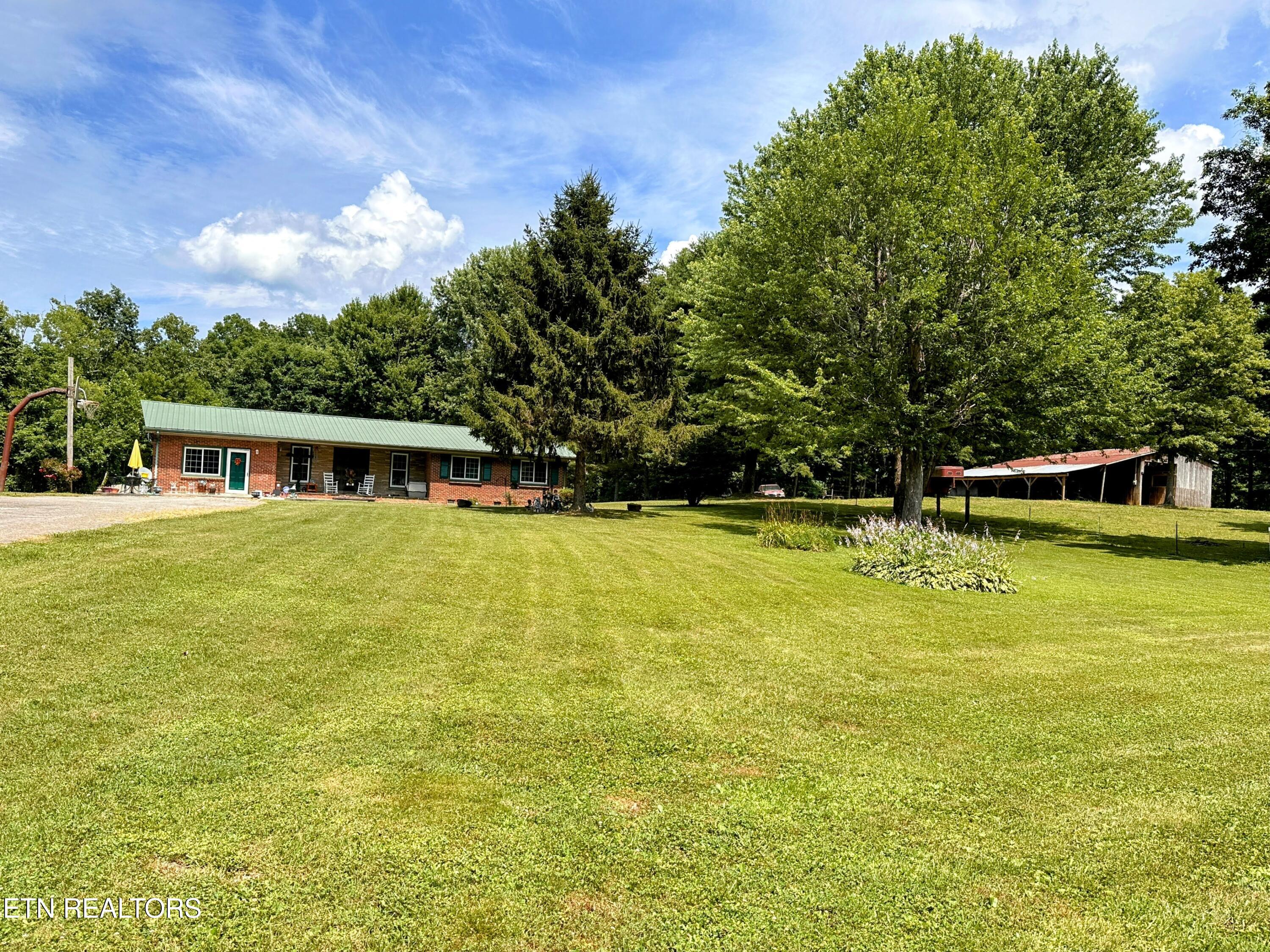 1065 Star Point Road Jamestown TN 38556
