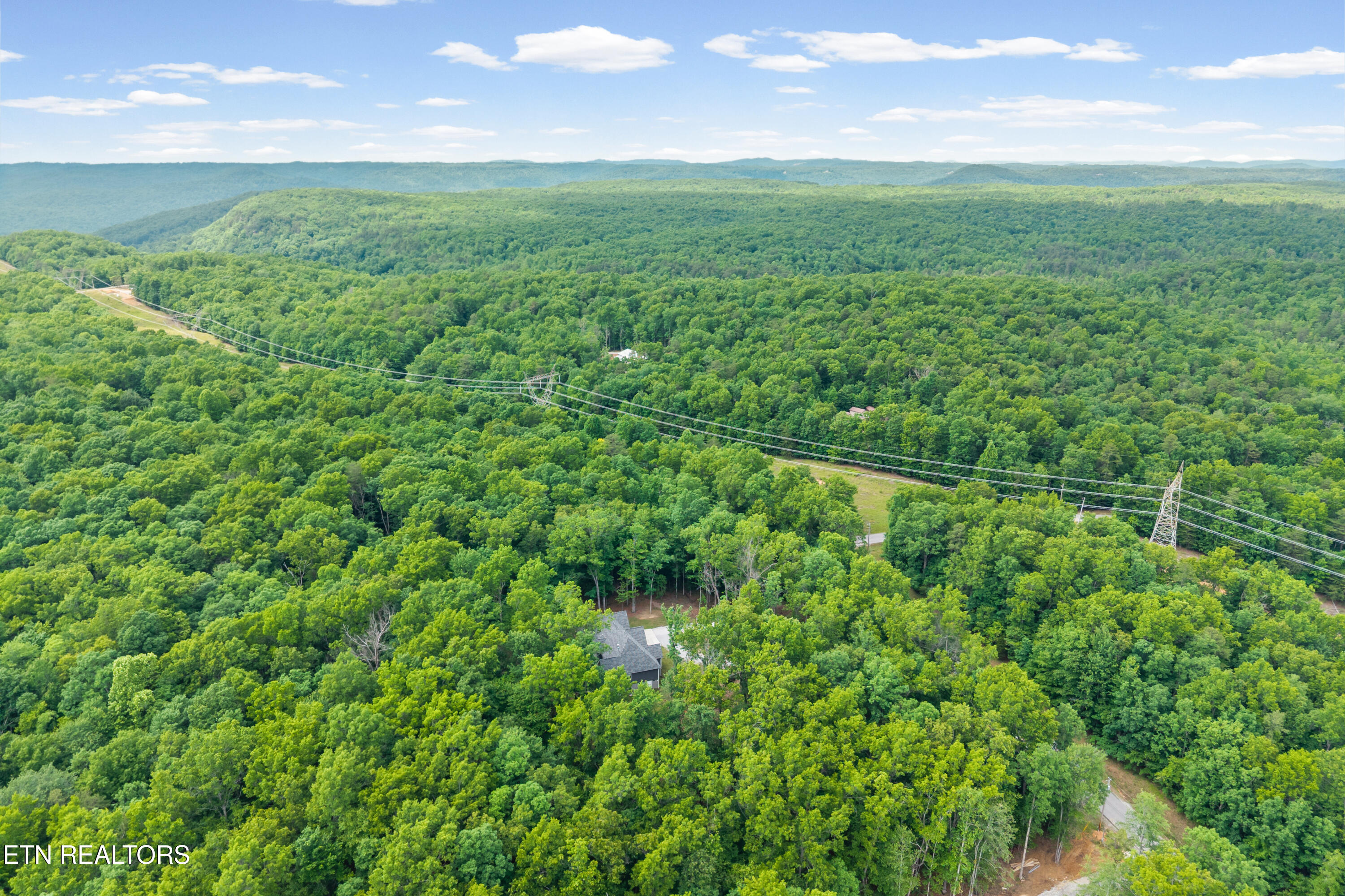 617 Icy Cove Trail Monterey TN 38574