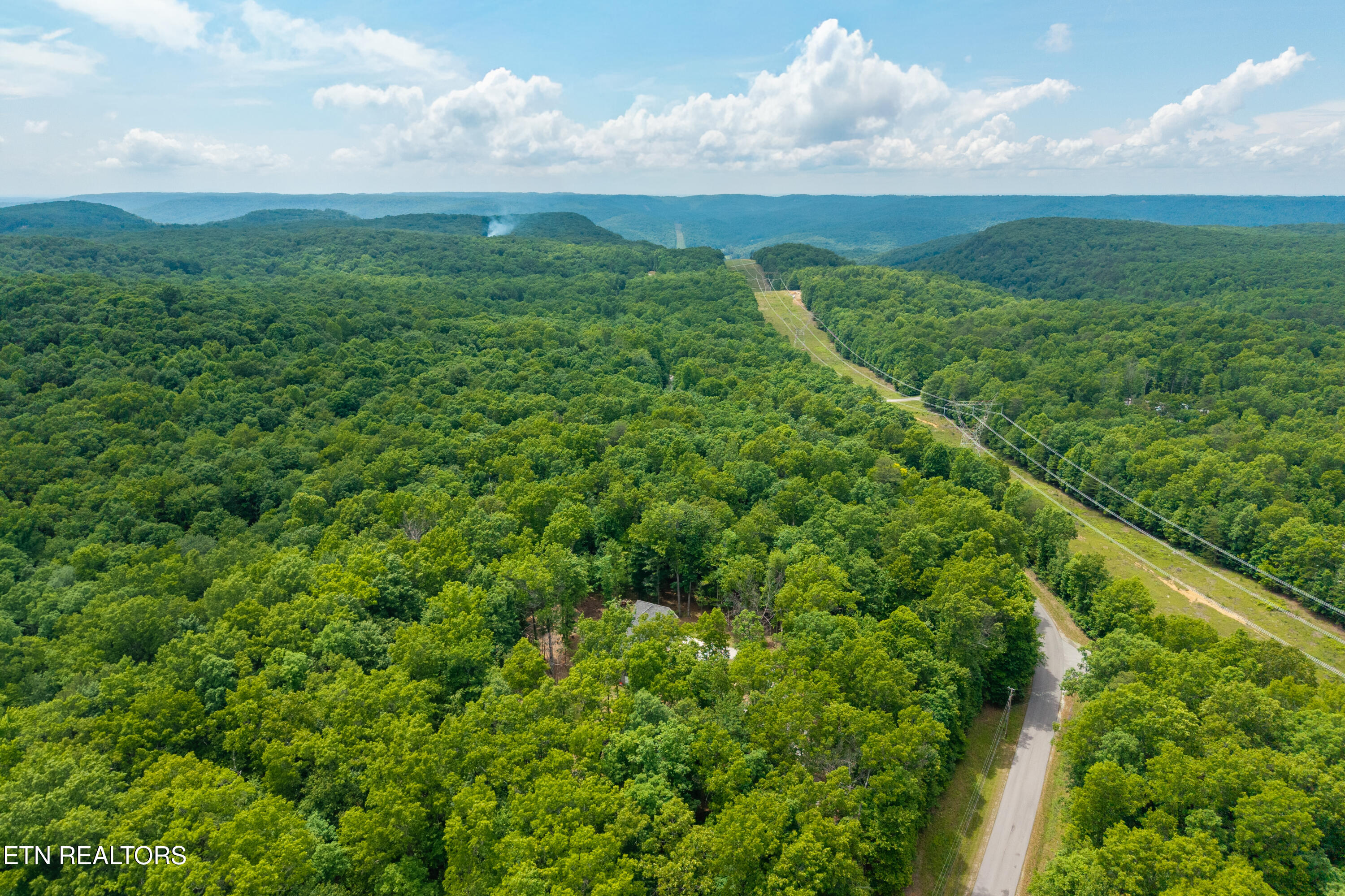 617 Icy Cove Trail Monterey TN 38574