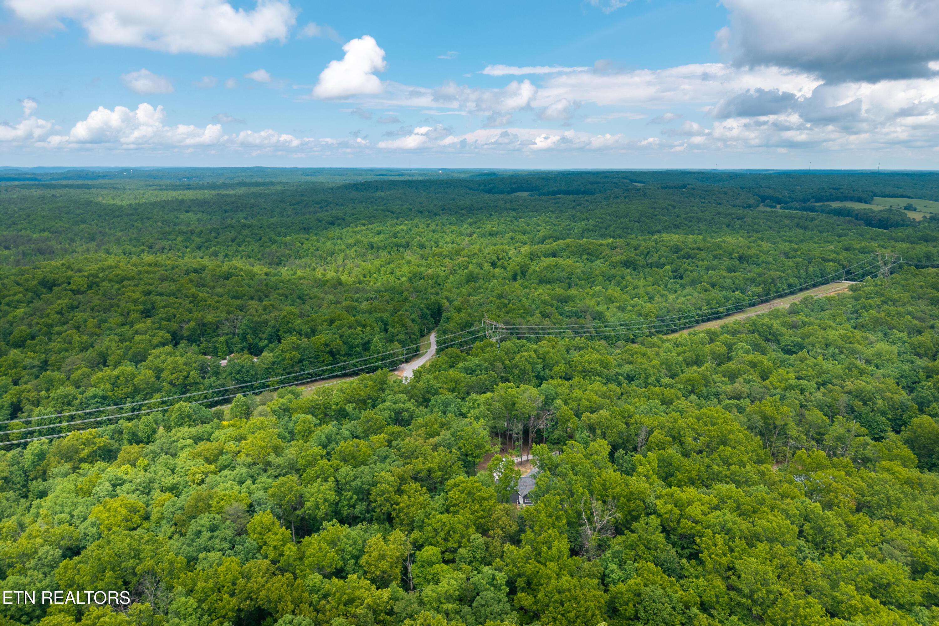 617 Icy Cove Trail Monterey TN 38574