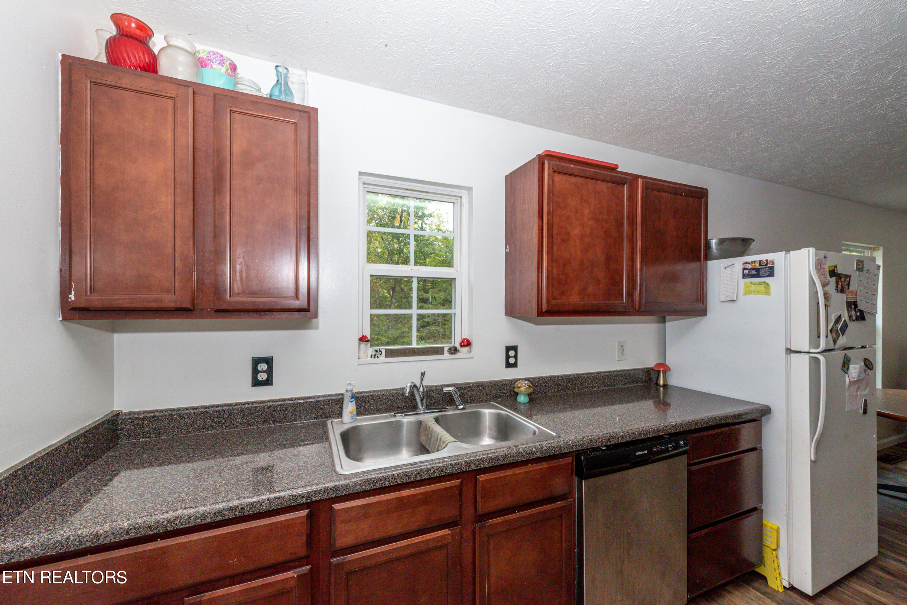 4122 Barb Hollow Road Walland TN 37886