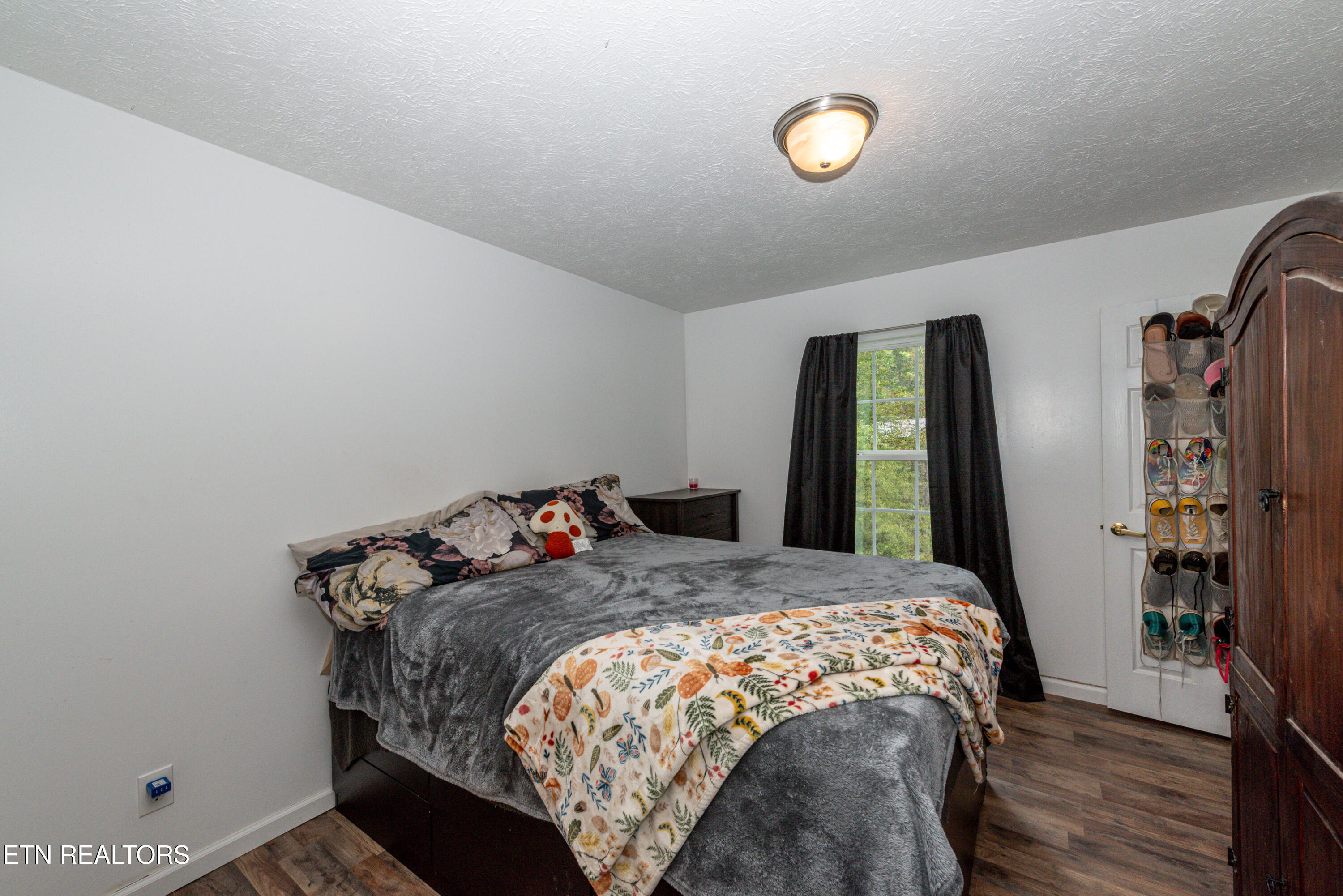 4122 Barb Hollow Road Walland TN 37886