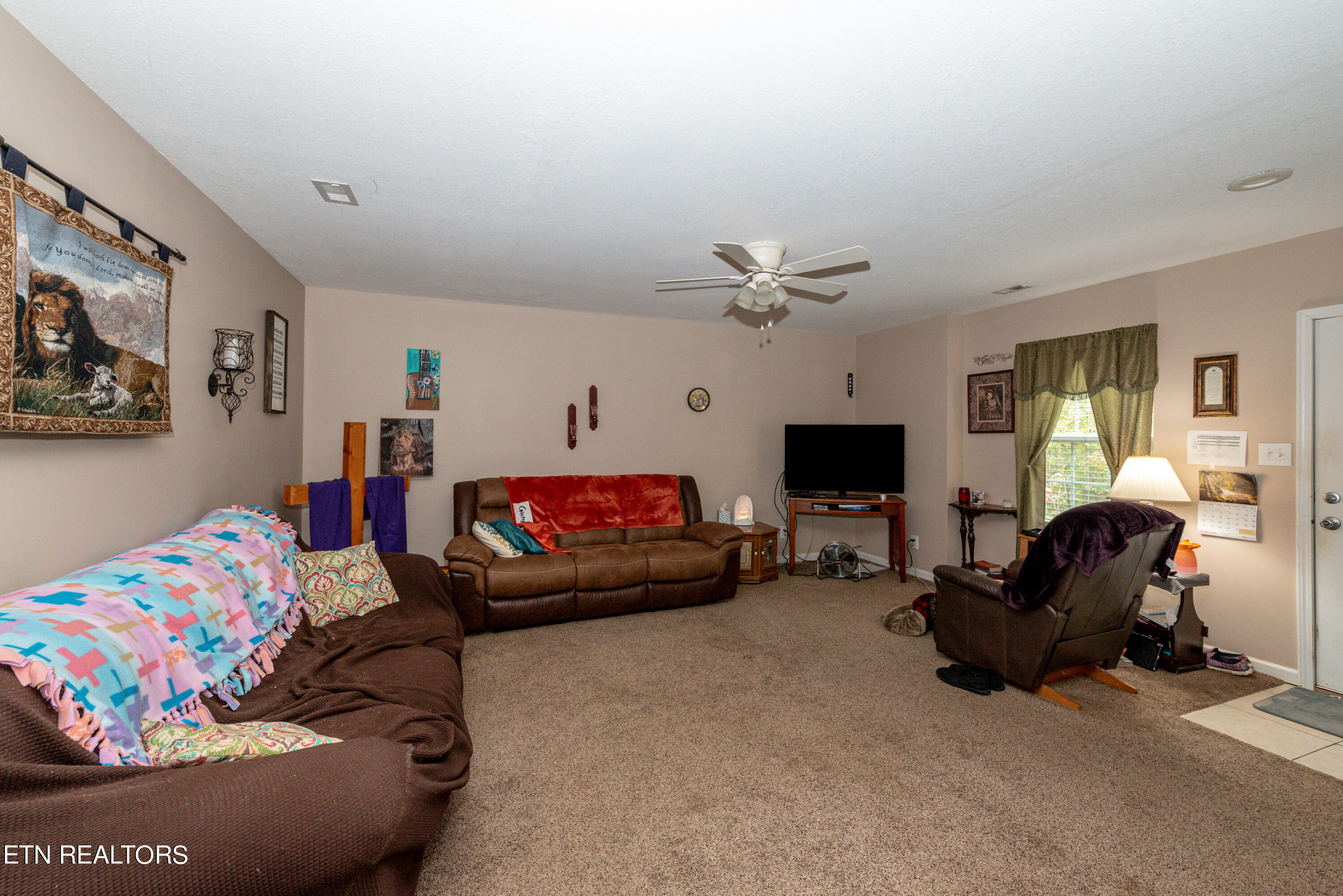 4122 Barb Hollow Road Walland TN 37886