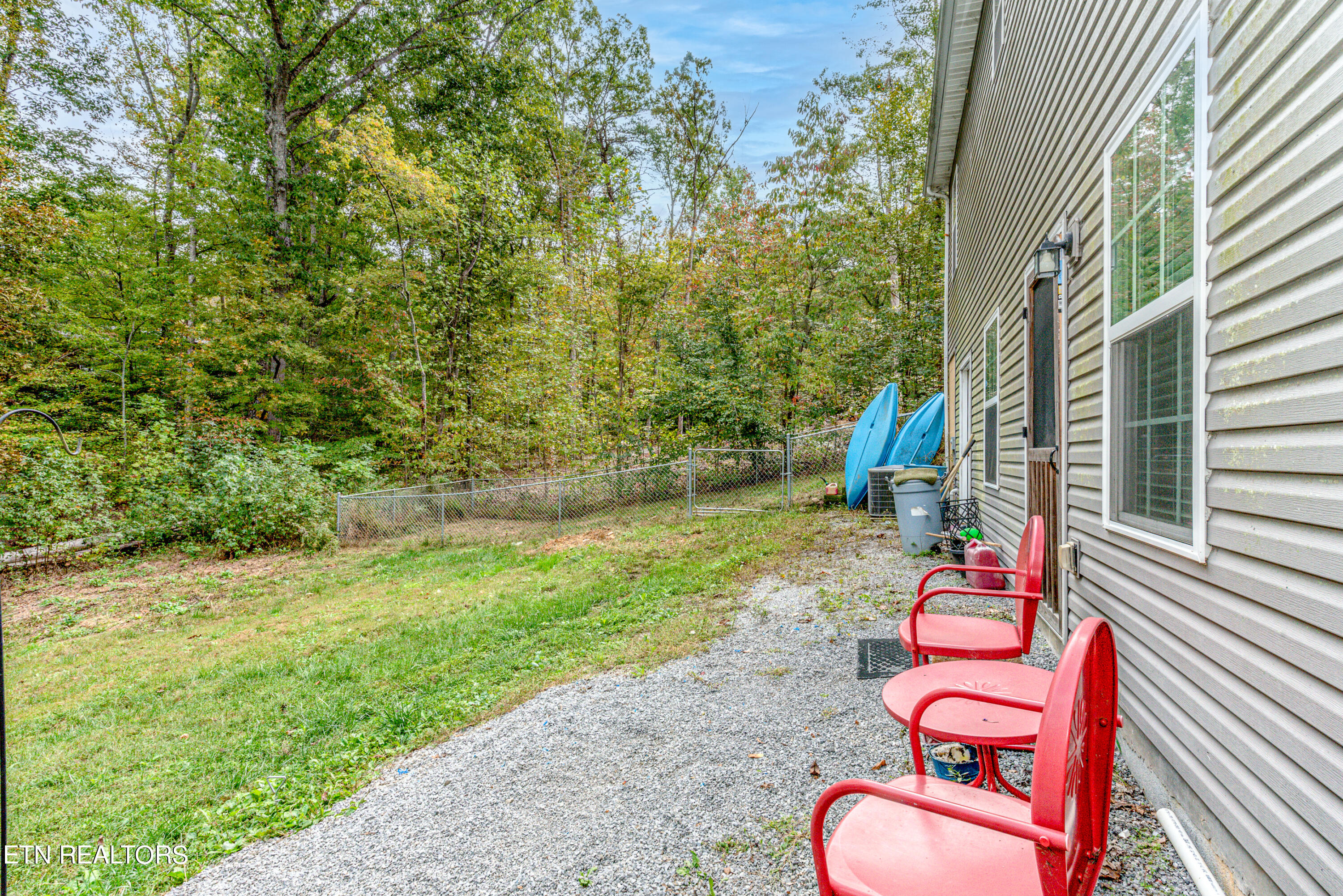4122 Barb Hollow Road Walland TN 37886