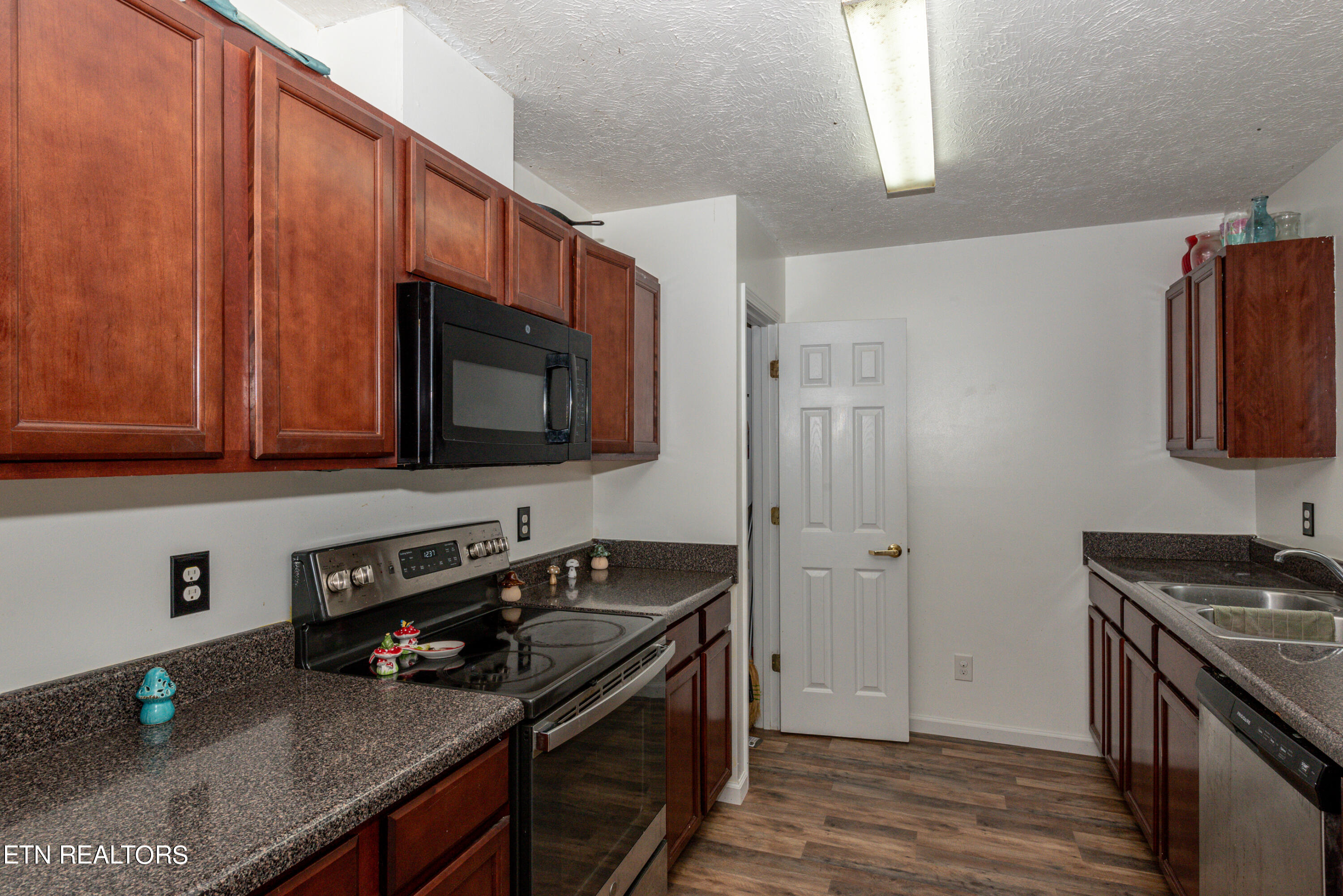 4122 Barb Hollow Road Walland TN 37886