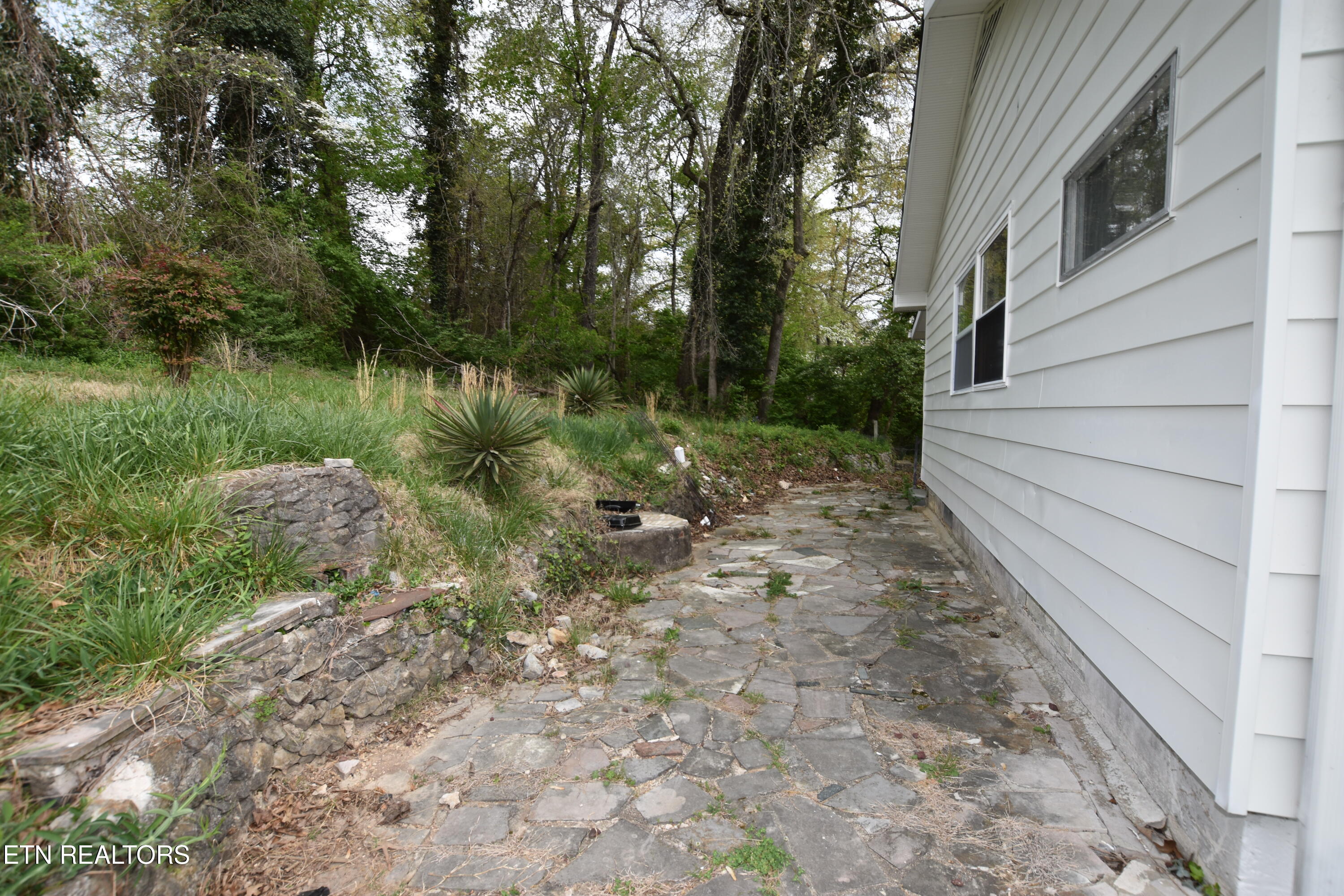 100 W Geneva Lane Oak Ridge TN 37830