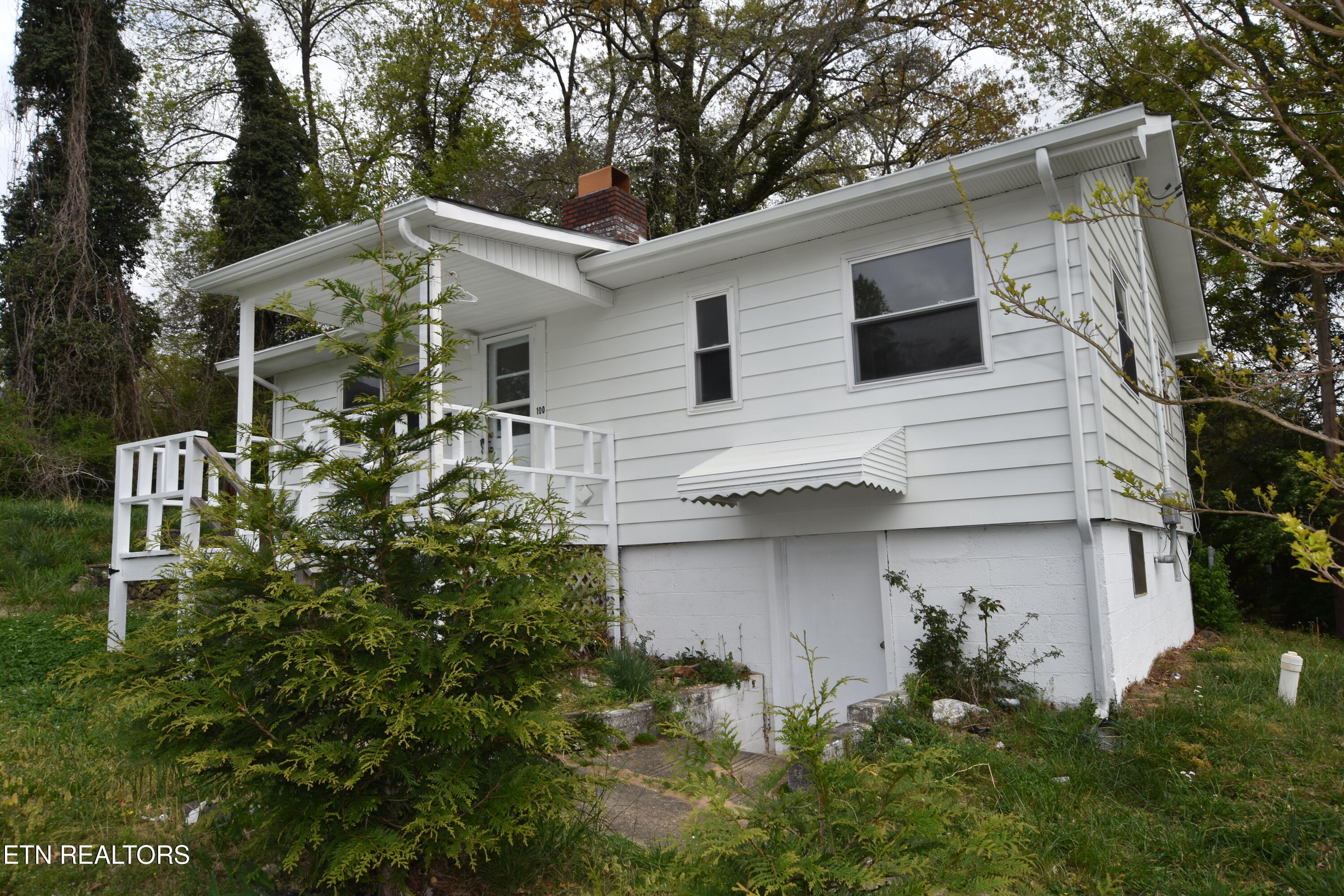 100 W Geneva Lane Oak Ridge TN 37830