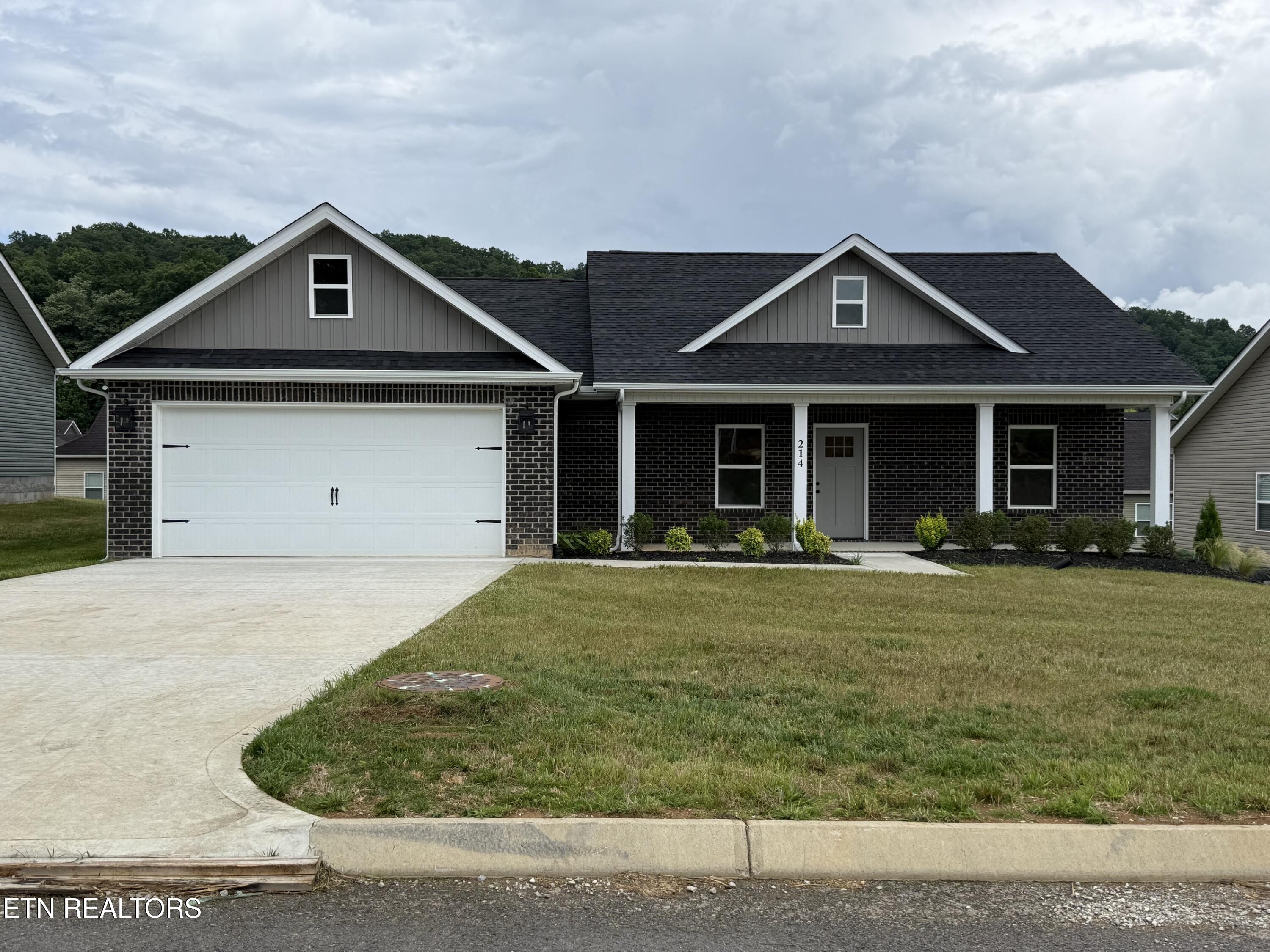214 Mossy Rock Road Clinton TN 37716