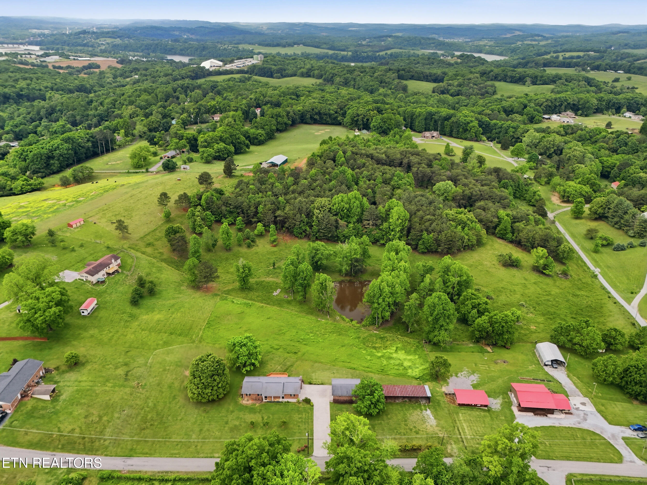 355 Crock Road Loudon TN 37774