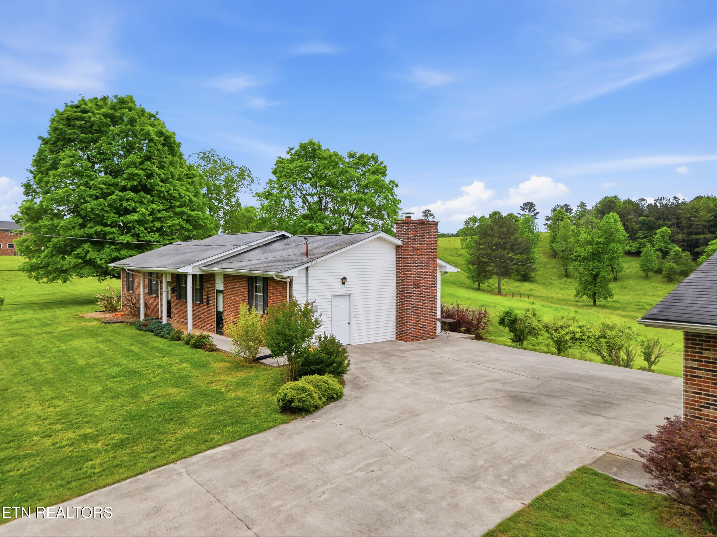 355 Crock Road Loudon TN 37774