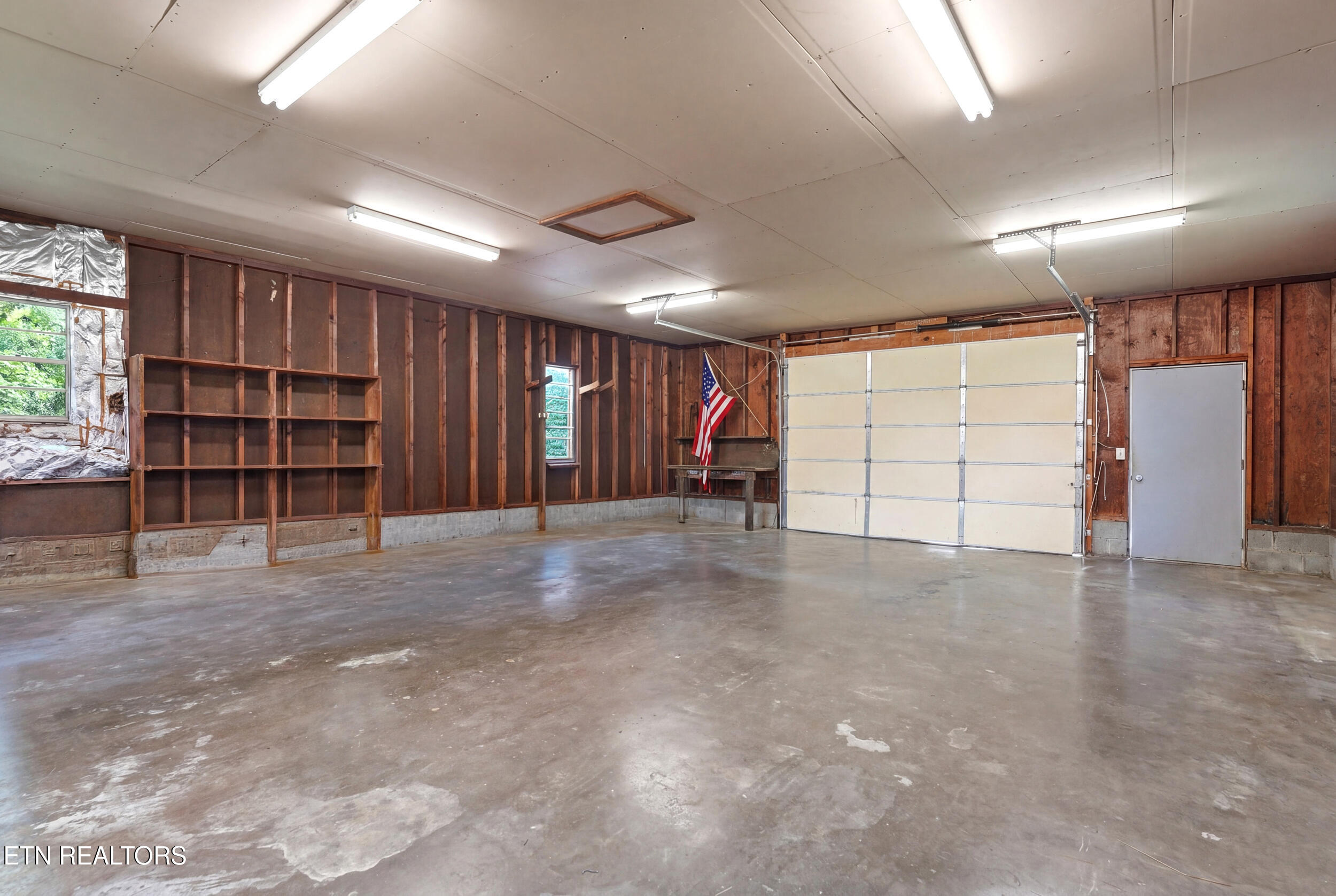 355 Crock Road Loudon TN 37774